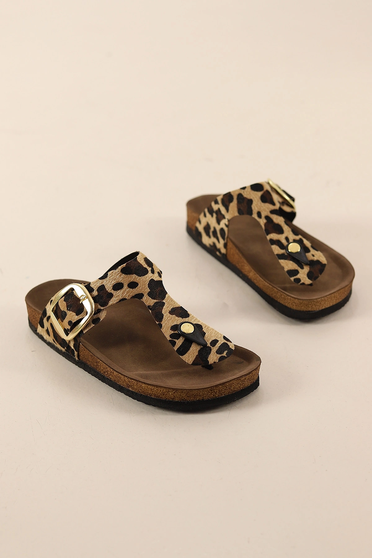 Leopar Desenli Mantar Taban Parmak Arası Kadın Terlik 441410