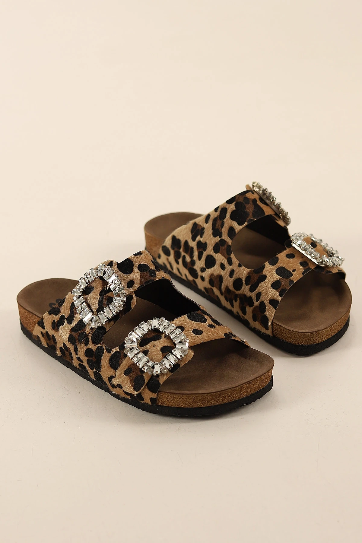 Leopar Desenli Taş Tokalı Mantar Taban Terlik 440989