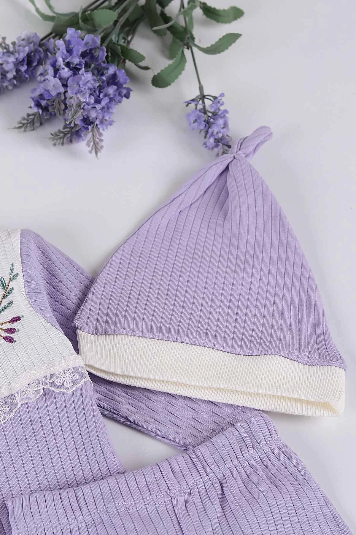 Lila (0-3 Ay) Çiçek Nakışlı Dantel Detay Kız Bebe Takım 237235