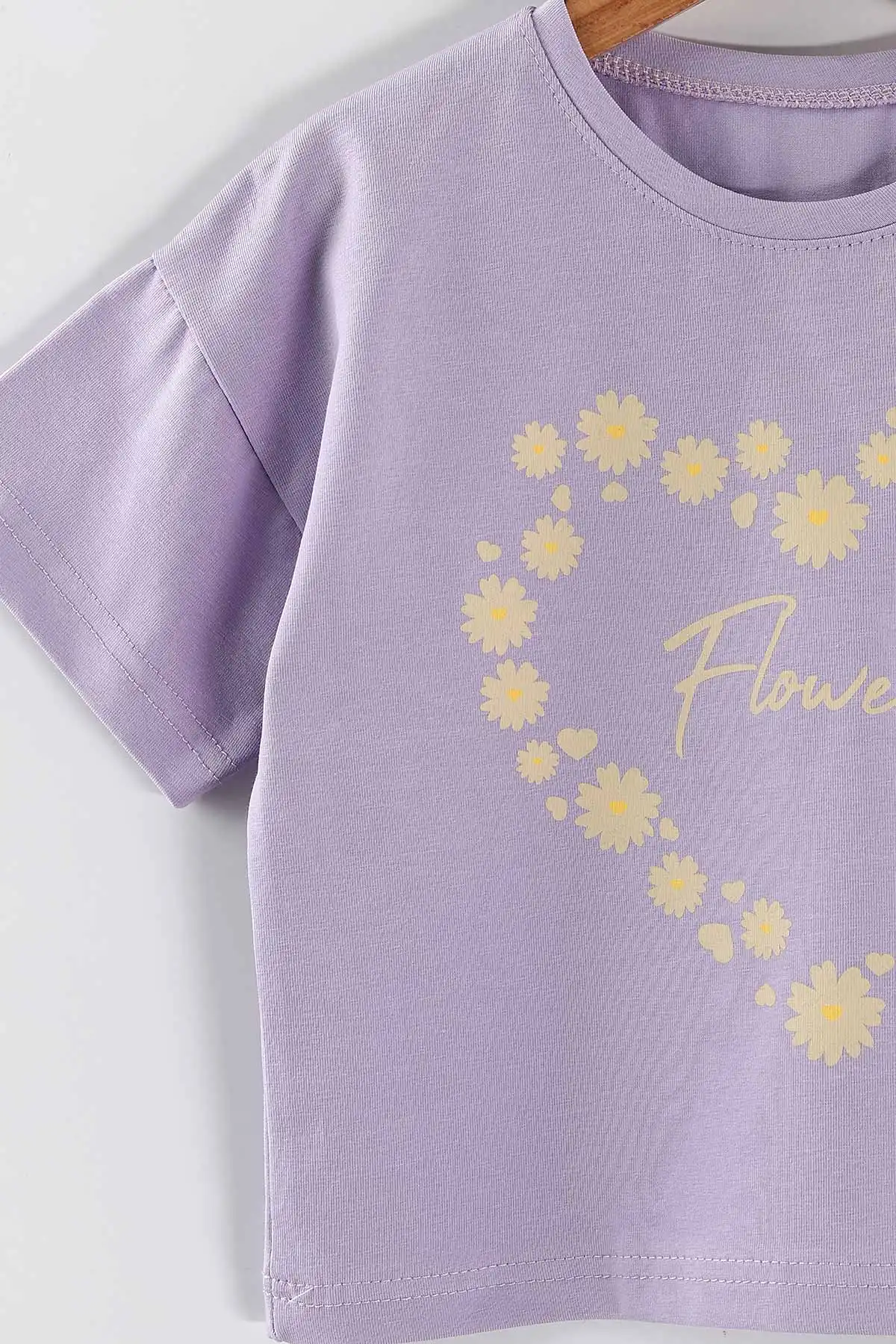 Lila (2-5 Yaş) Flowers Baskılı Süprem Tişörtlü Gabardin Şortlu Kız Çocuk Yazlık Takım 445570