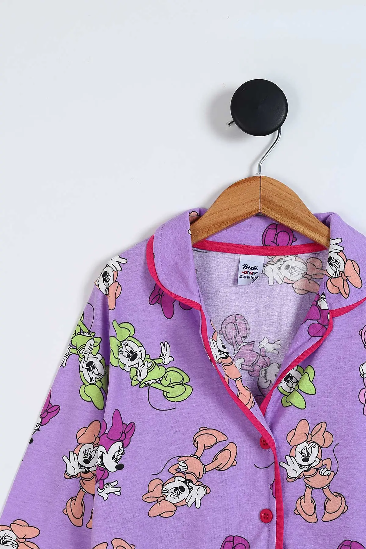 Lila (3-8 Yaş) Karakter Baskılı Ön Düğmeli Kız Çocuk Pijama Takım 337882
