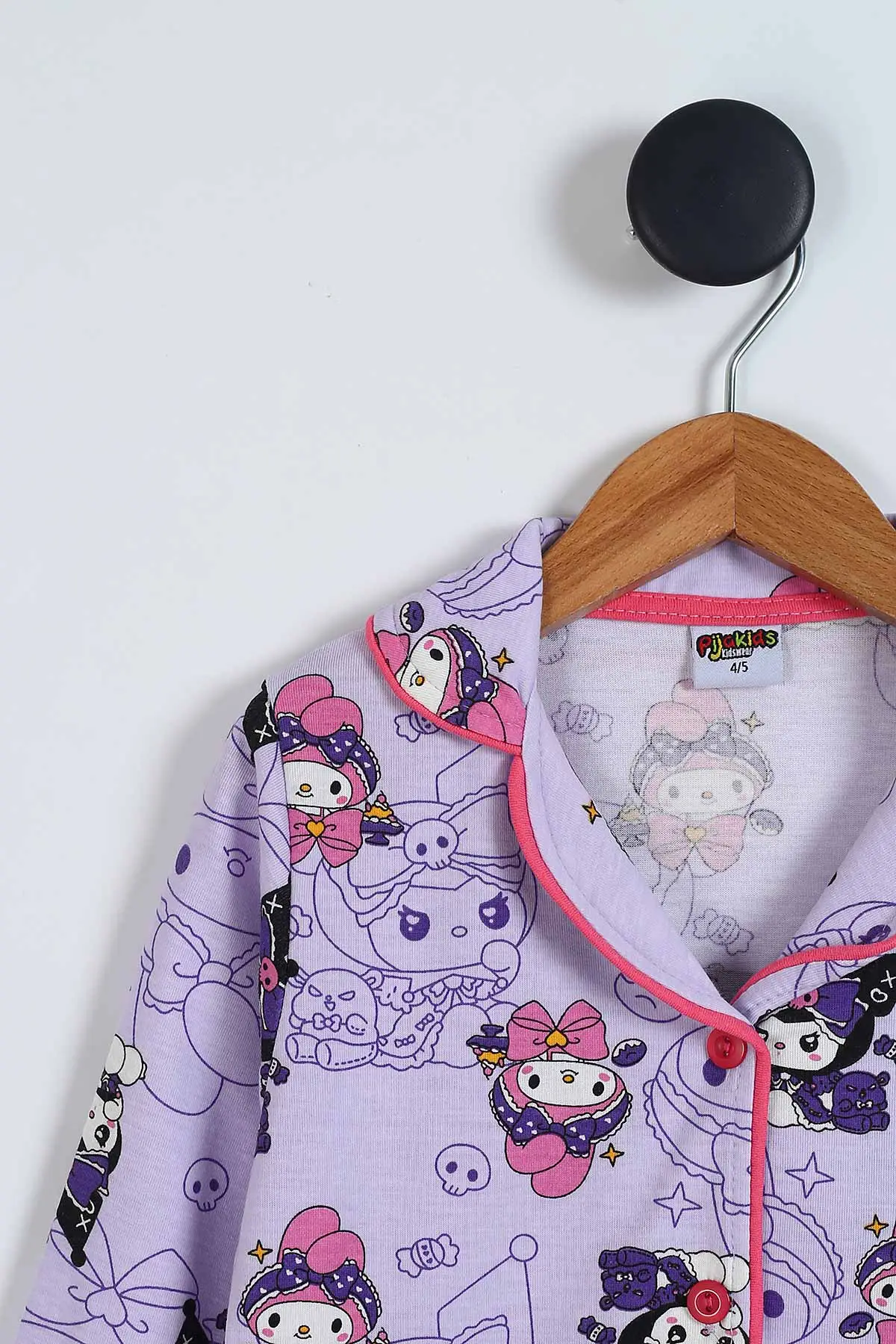 Lila (4-12 Yaş) Karakter Baskılı Ön Düğmeli Göz Bandı Detaylı Kız Çocuk Pijama Takım 340506