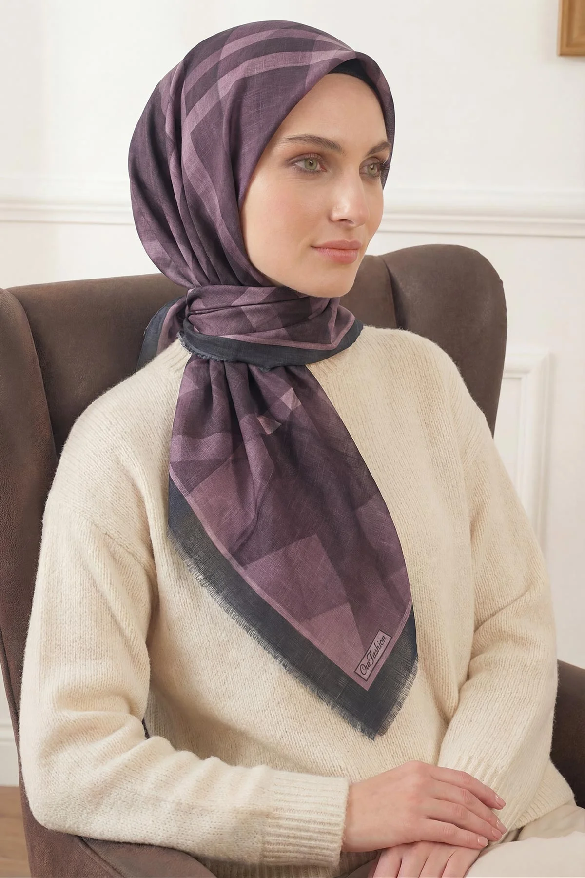 Lila 90x90 Cm Dijital Baskılı Desenli Flam Çekme Eşarp 428680