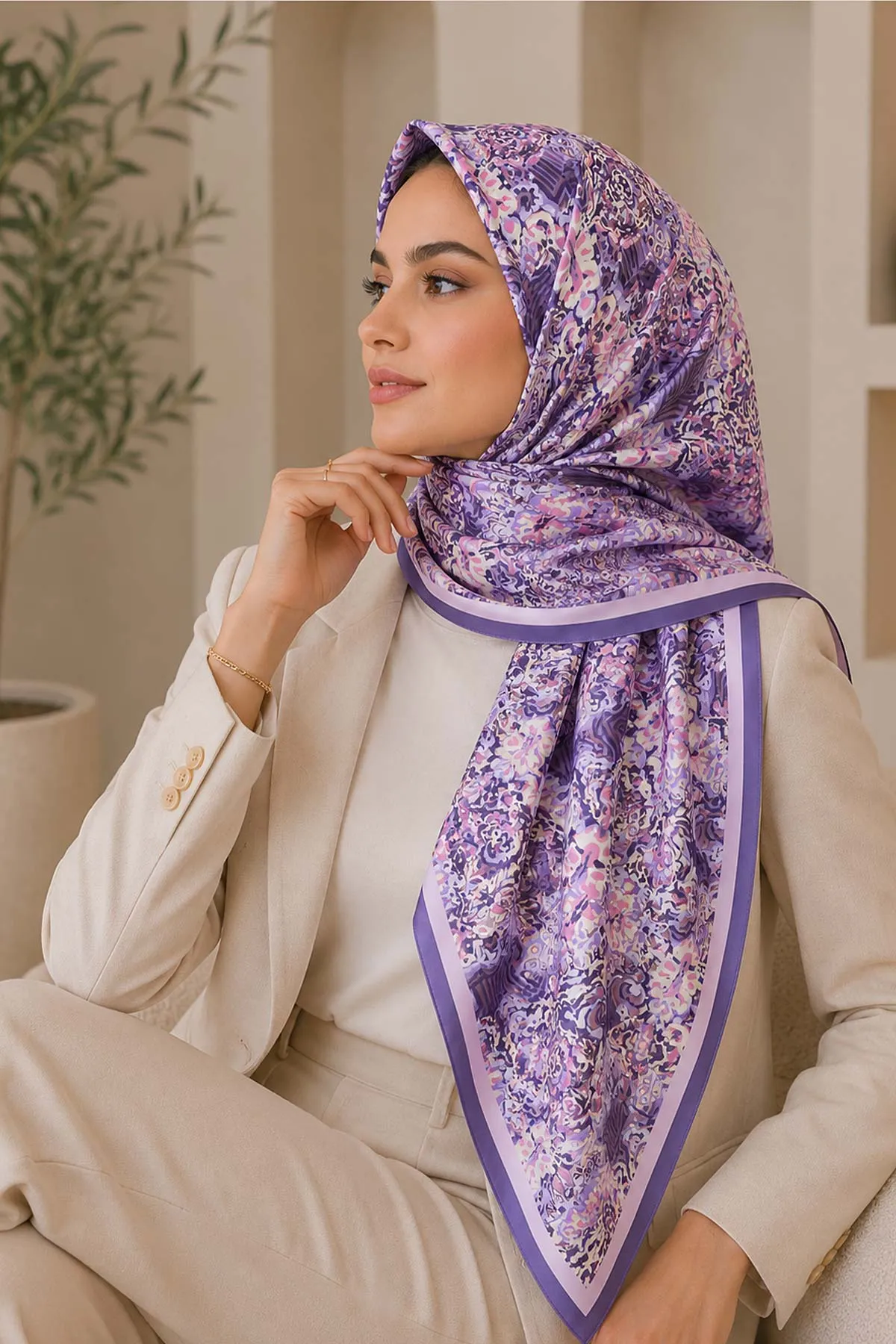 Lila 95x95 Cm Dijital Baskılı Valencia Desen Soft Eşarp 473343