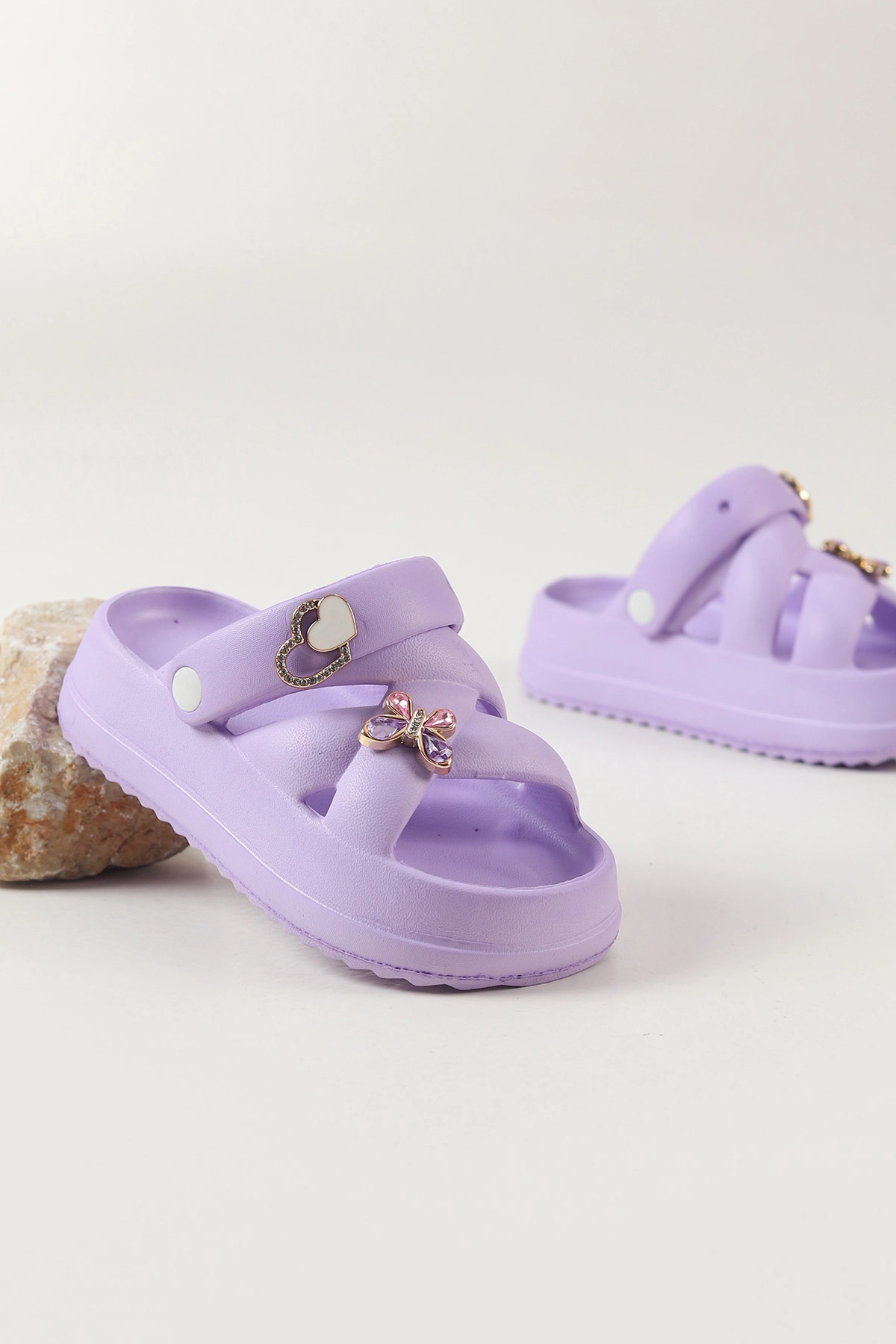 Lila Çapraz Bantlı Tokalı Kız Çocuk Sandalet 462437