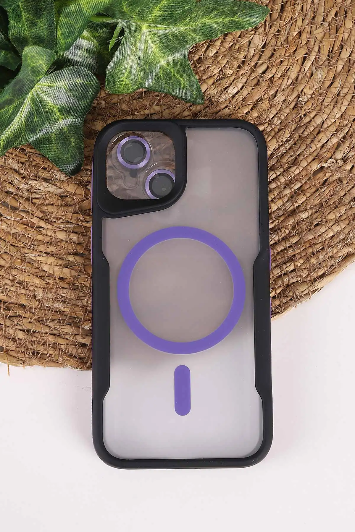 Lila TeknoCase İphone 13 Uyumlu Matte Guard Serisi Lens Korumalı Silikon Telefon Kılıfı 472448