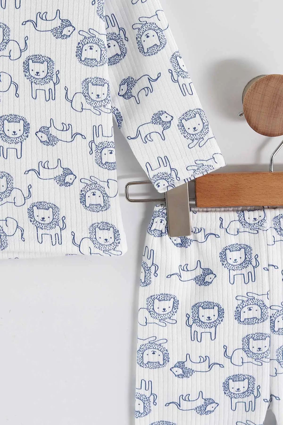 Mavi (1-3 Yaş) Aslan Desenli Raporlu Çocuk Pijama Takım 459404