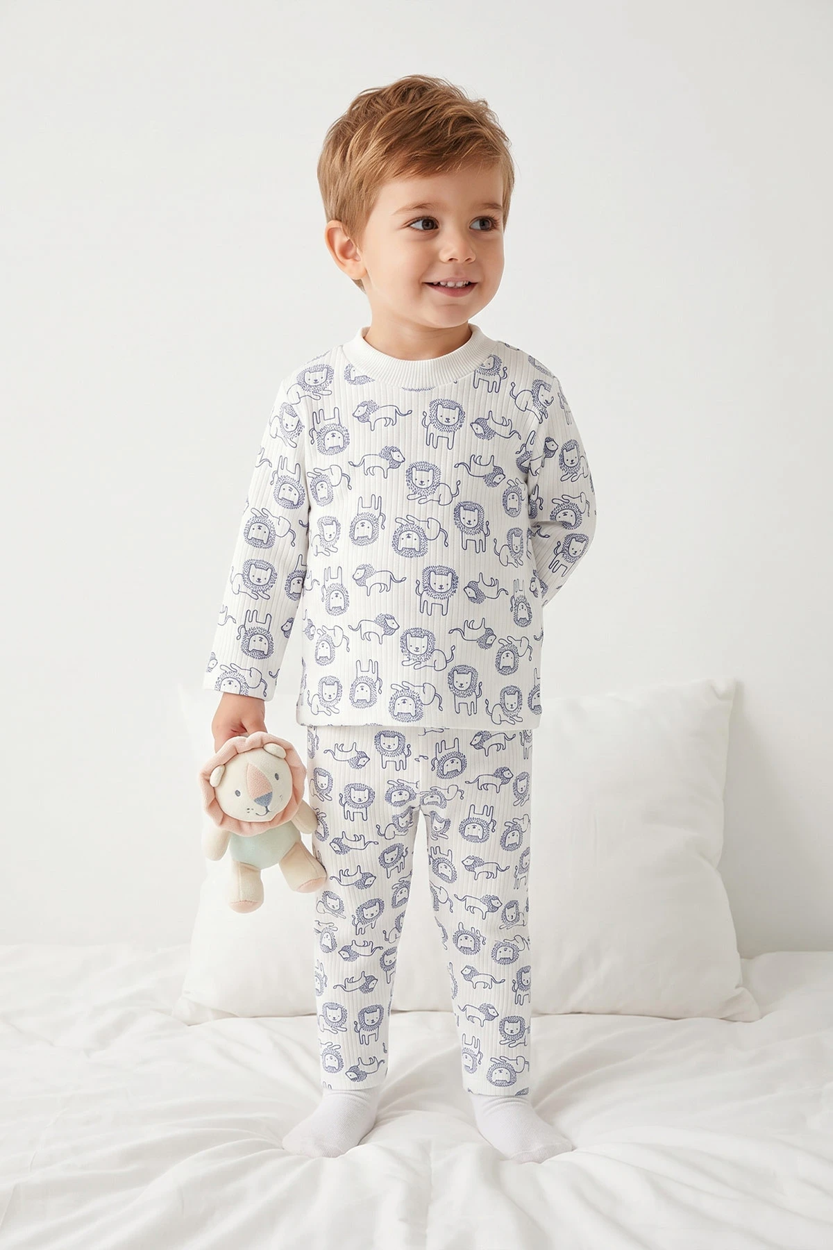 Mavi (1-3 Yaş) Aslan Desenli Raporlu Çocuk Pijama Takım 459404