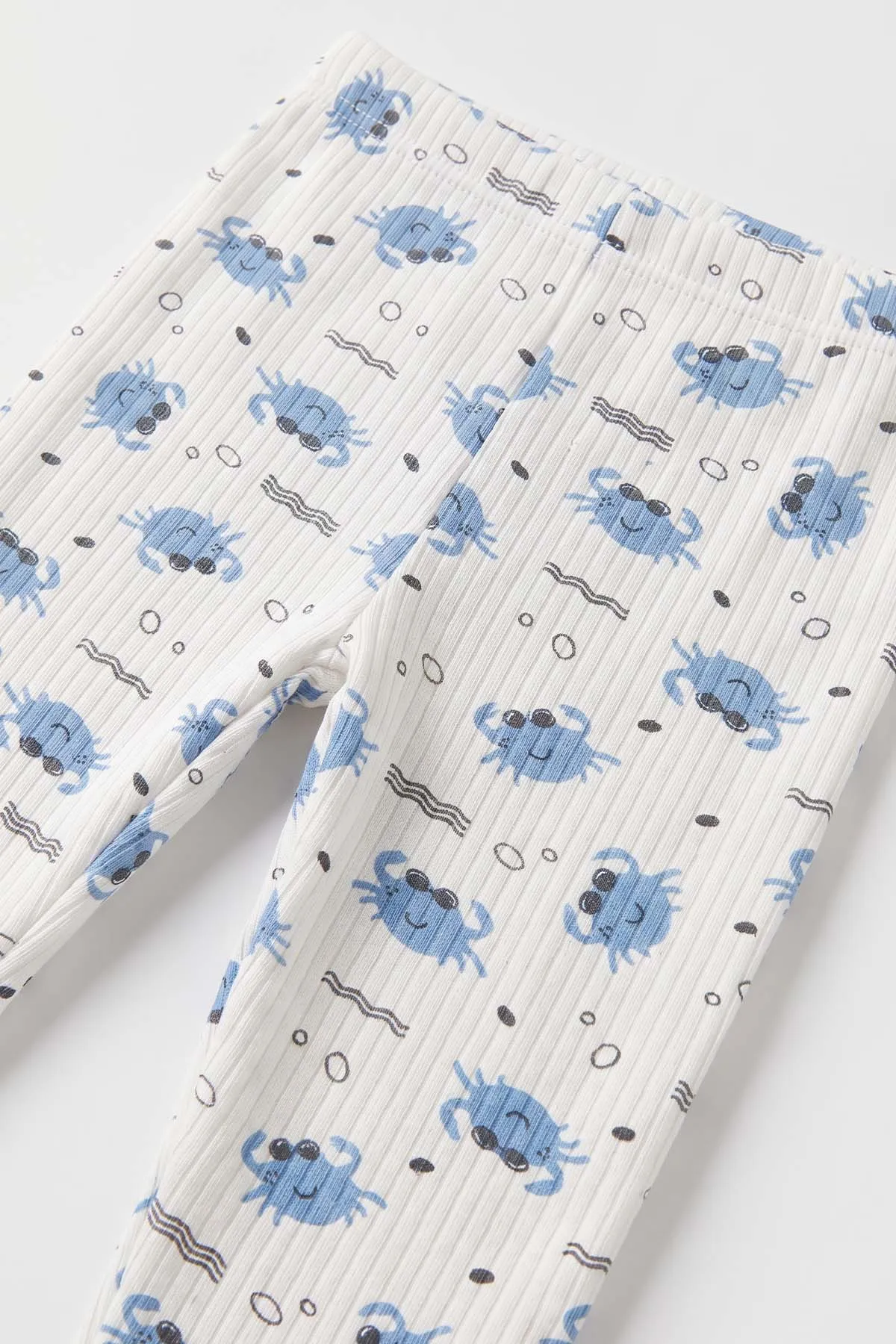 Mavi (1-3 Yaş)Raporlu Yengeç Baskılı Çocuk Pijama Takımı 477367