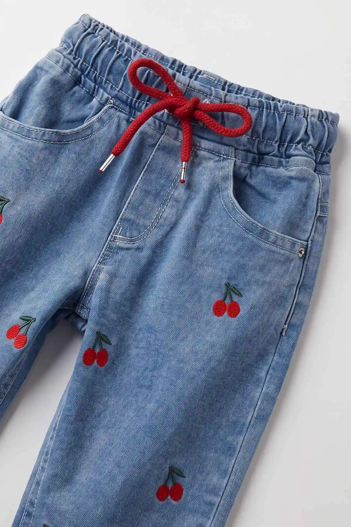 Mavi (1-5 Yaş)Kiraz Nakışlı Beli Lastikli Kız Çocuk&Bebek Kot Pantolon 492877