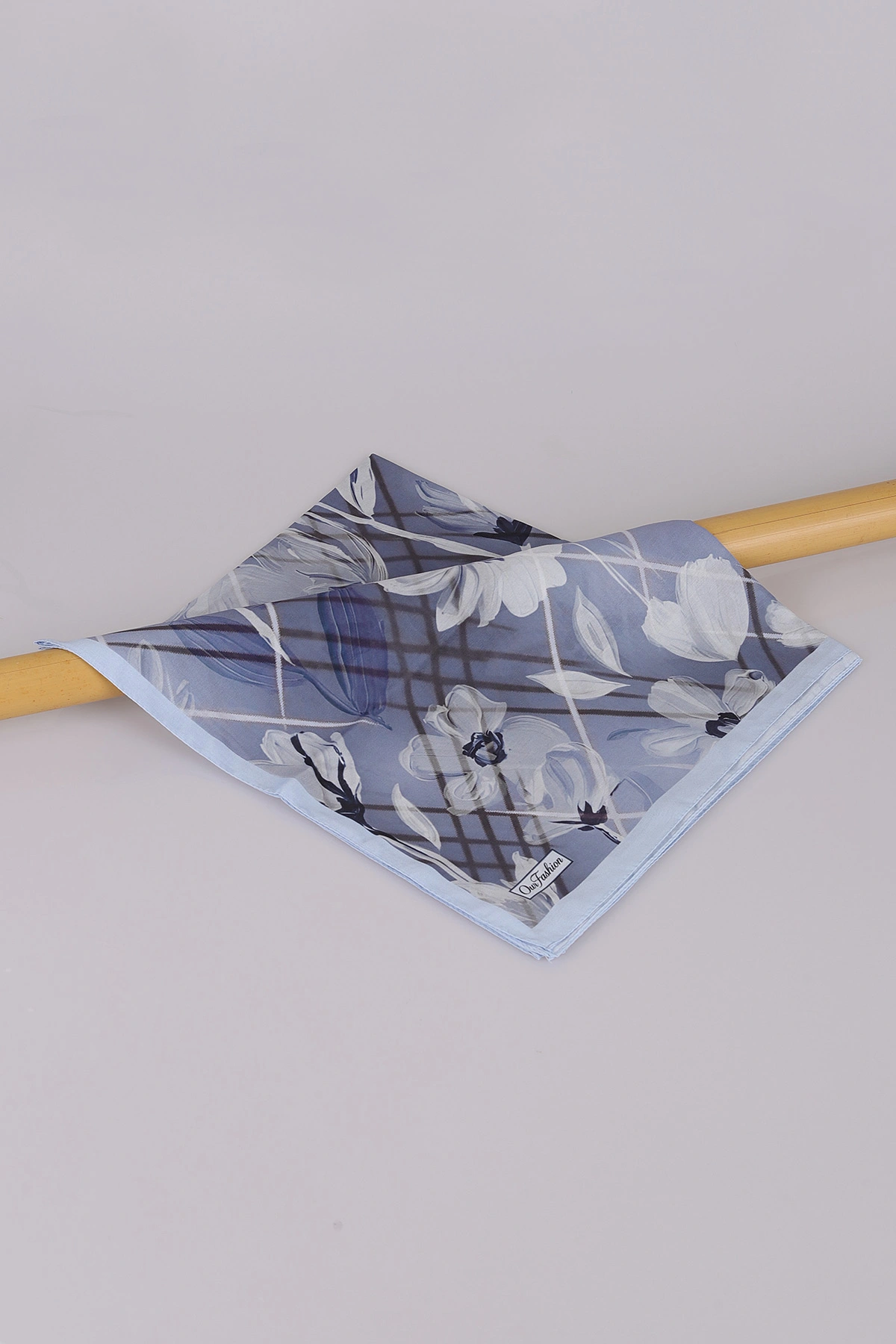 Mavi 75*180 Cm Çok Çiçek Baskılı Dijital Soft Tülbent Şal 469427
