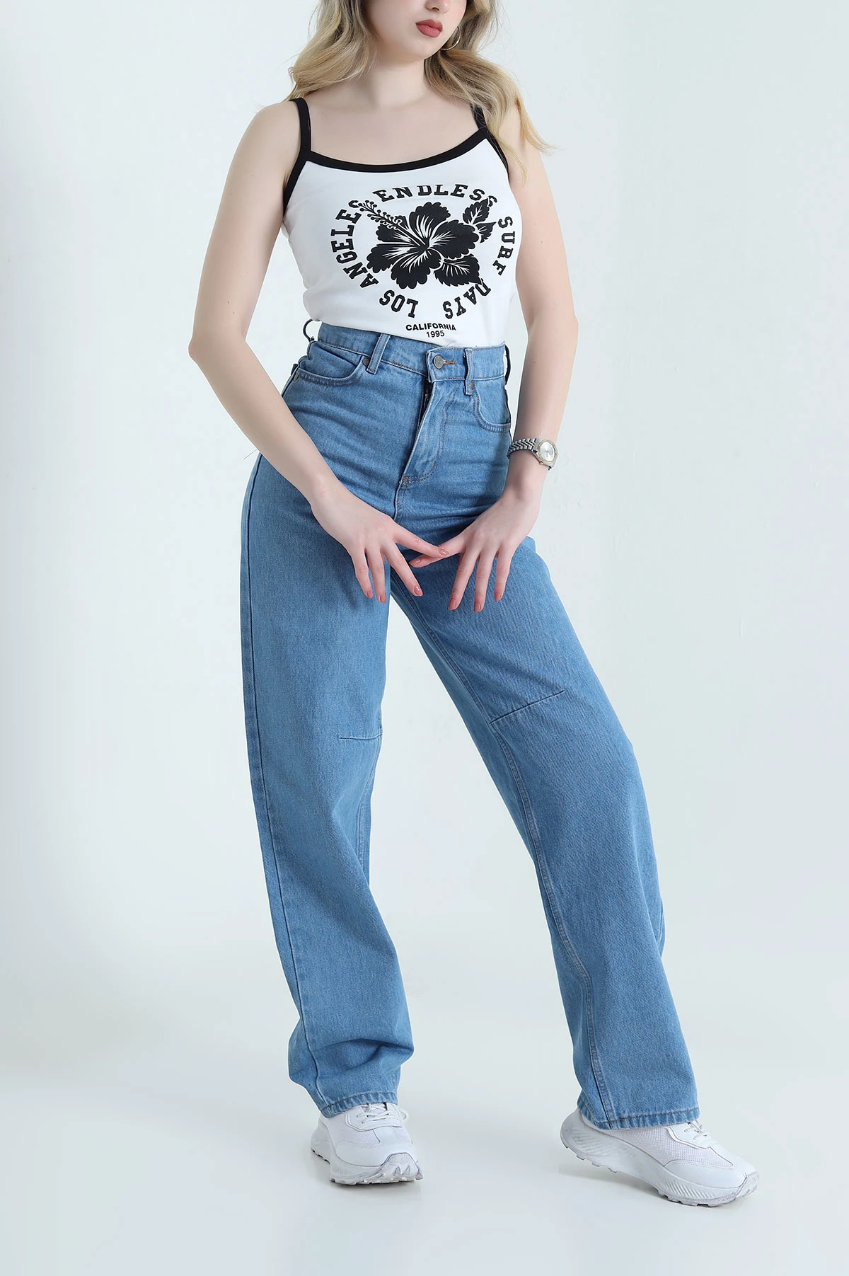 Mavi Cep Detay Boyfit Kadın Kot Pantolon 452399