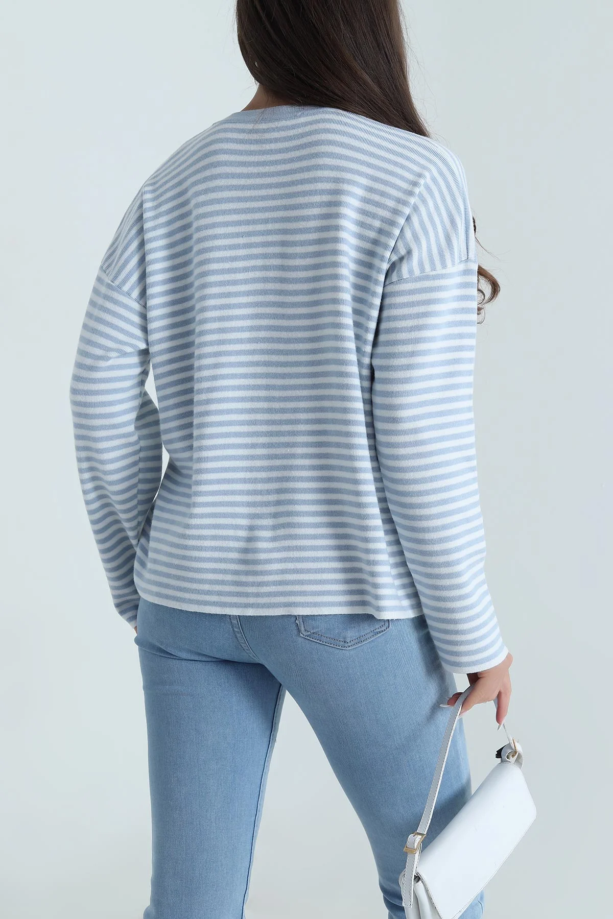Mavi Çizgili Oversize Kadın Triko Kazak 487643
