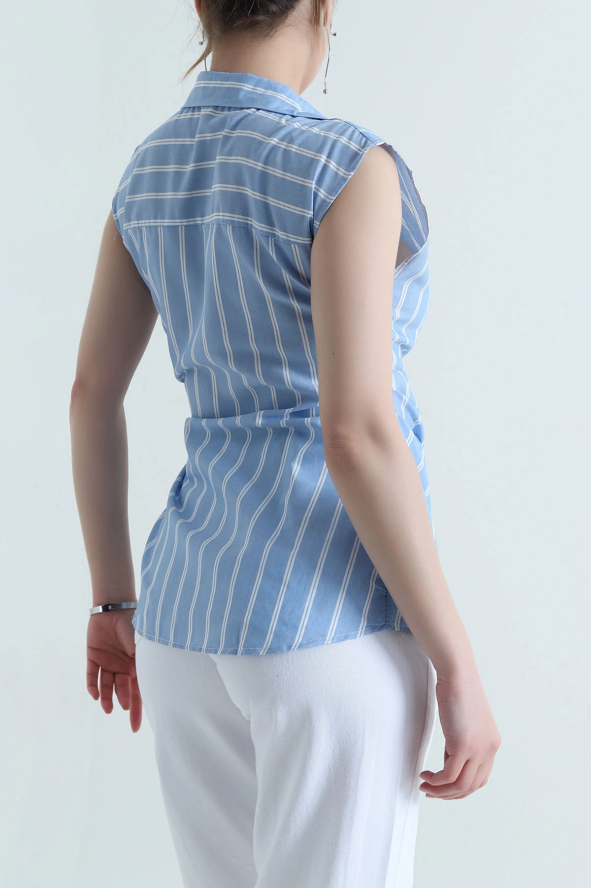 Mavi Çizgili Poplin Kolsuz Kadın Bluz 452925