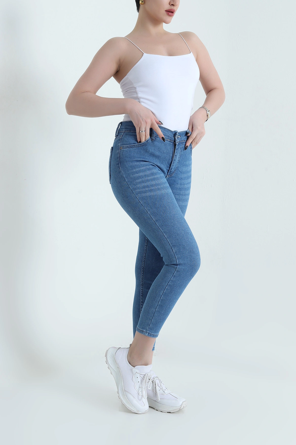 Mavi Dar Paça Slim Fit Kadın Kot Pantolon 452938