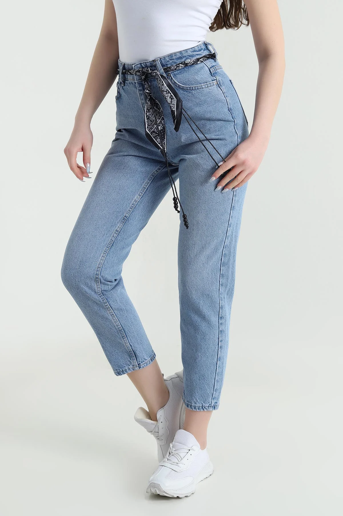 Mavi Fularlı Mom Kadın Kot Pantolon 450264