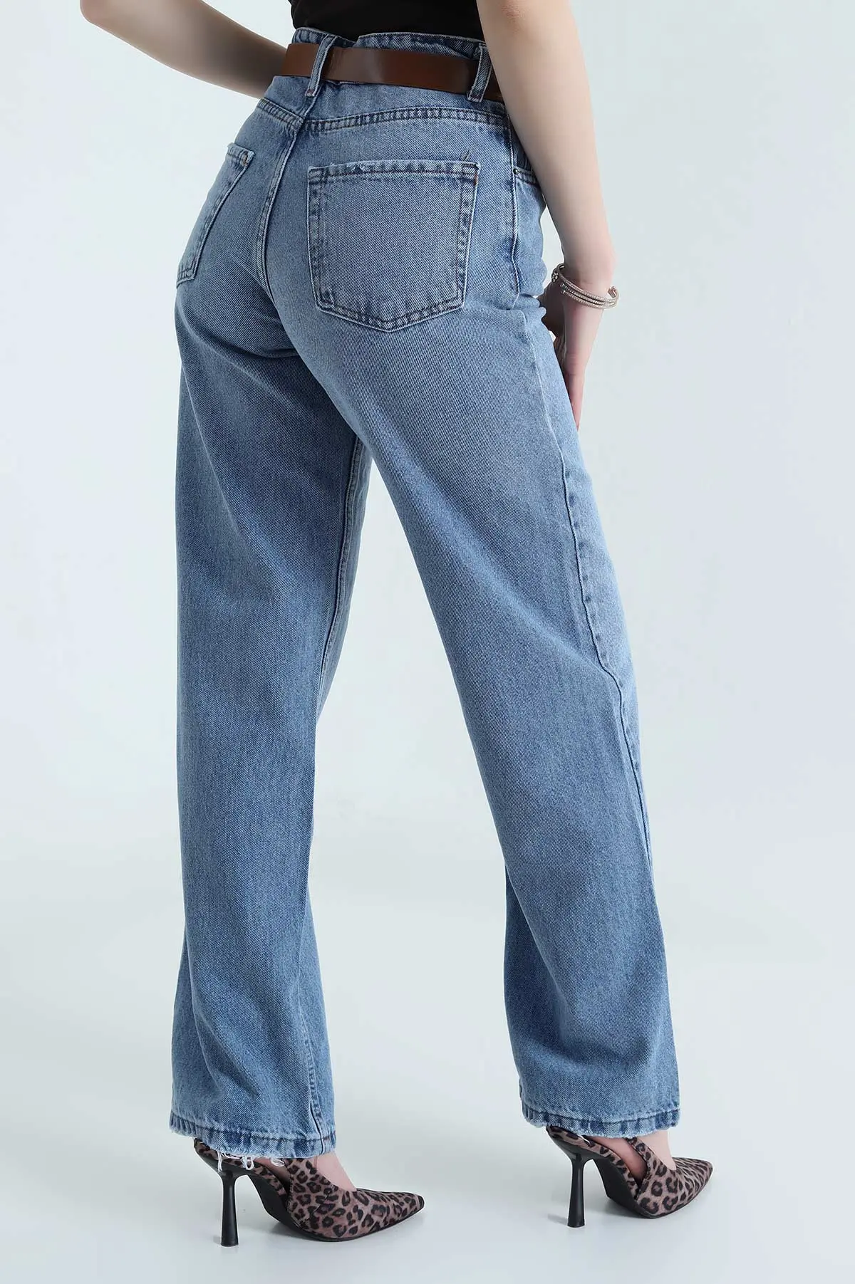 Mavi Kemerli Kadın Kot Pantolon 457235