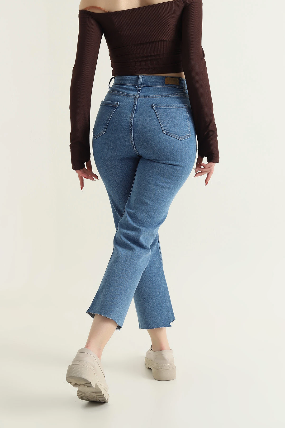 Mavi Kesik Paça Boyfit Likralı Kot Pantolon 429263