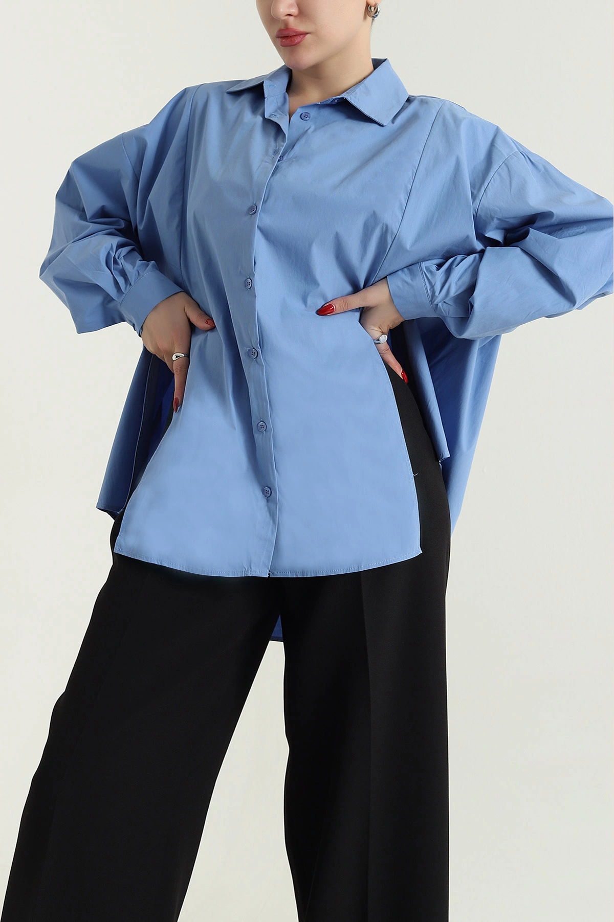 Mavi Önü Yırtmaçlı Oversize Paper Kadın Gömlek 429891