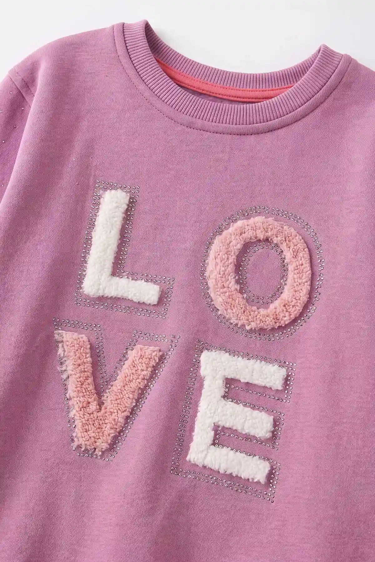 Mor (2-12 Yaş) Love Nakışlı Taşlı İçi Şardonlu Kız Çocuk Sweatshirt 483273