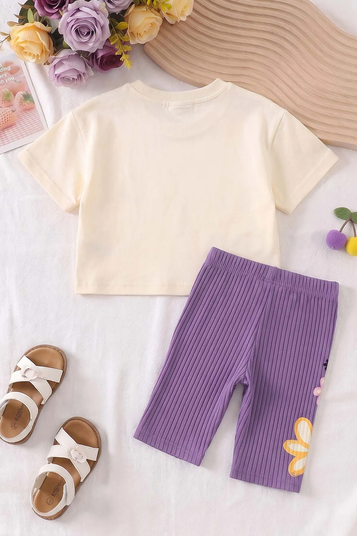 Mor (4-10 Yaş)Daisy Duck Baskılı  Alt Fitilli Baskılı Şort Diz Boy Kısa Taytlı Kız Çocuk Yazlık Takım 469891