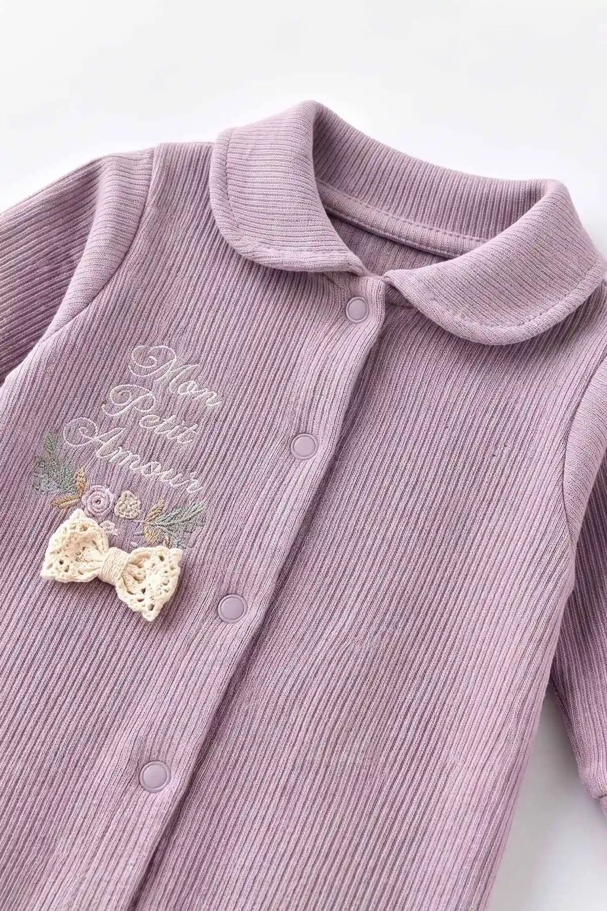 Mürdüm (0-9 Ay) Fiyonklu Çiçek Nakışlı Waffle Kumaş Çıtçıtlı Şapkalı Kız Bebek Tulum 486986