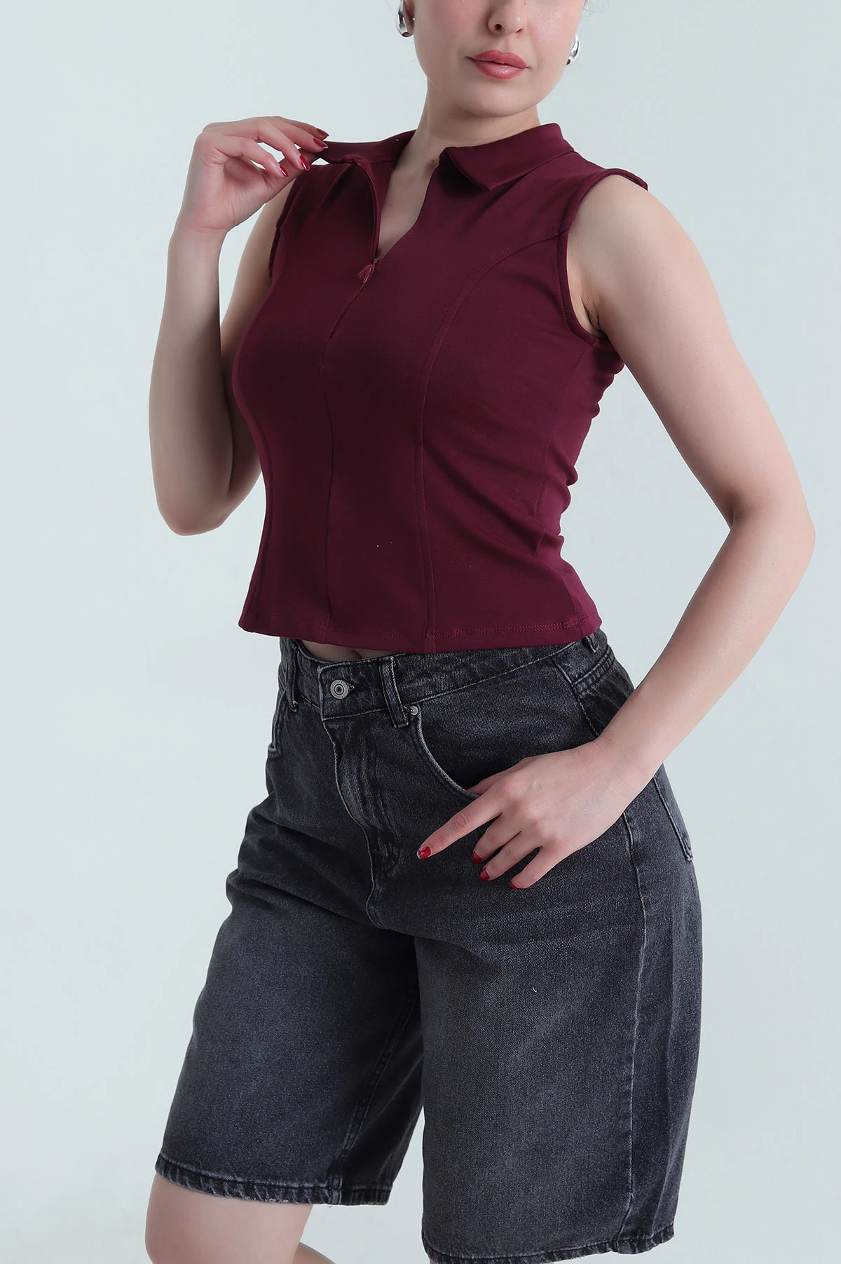 Mürdüm Polo Yaka Fermuarlı Kadın Body Bluz 467084