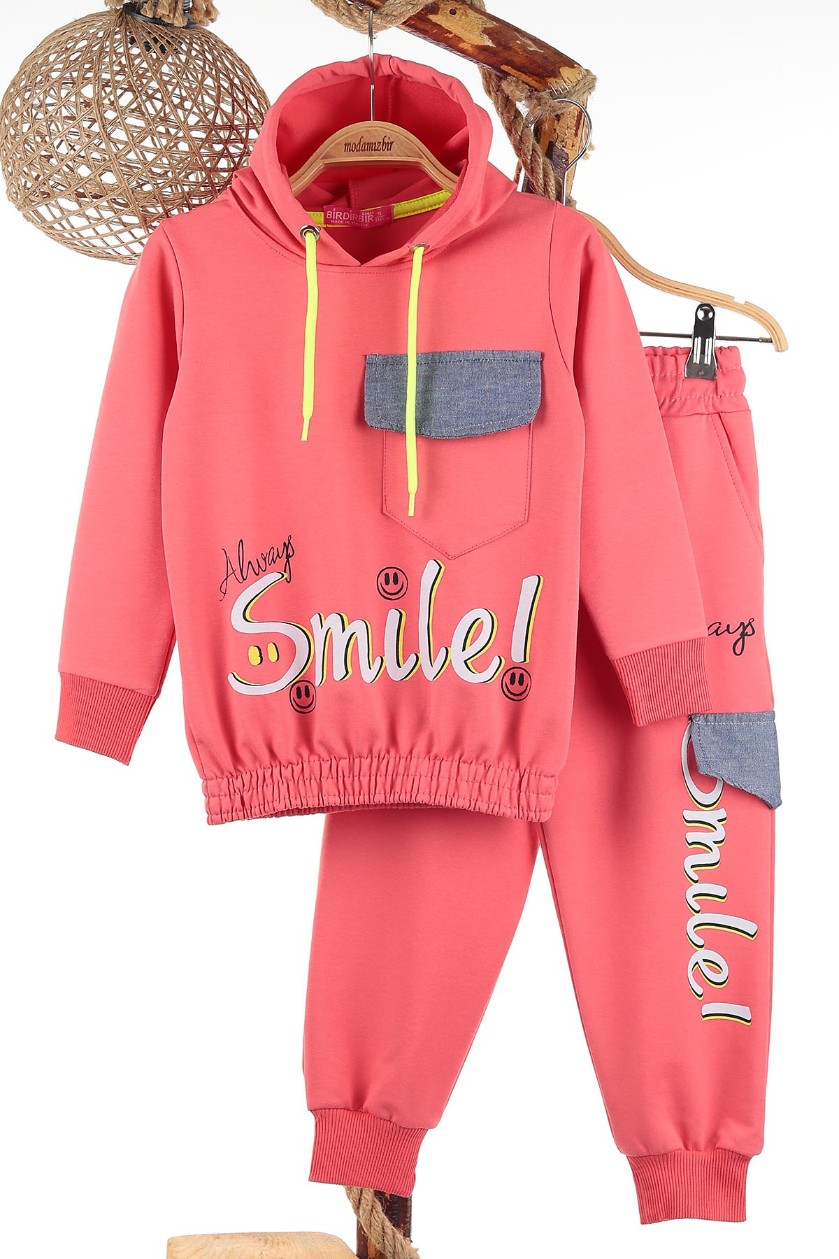 Nar Çiçeği (5-8 Yaş)Smile Baskılı Cep Detay Kapüşonlu Kız Çocuk Mevsimlik Takım 133530