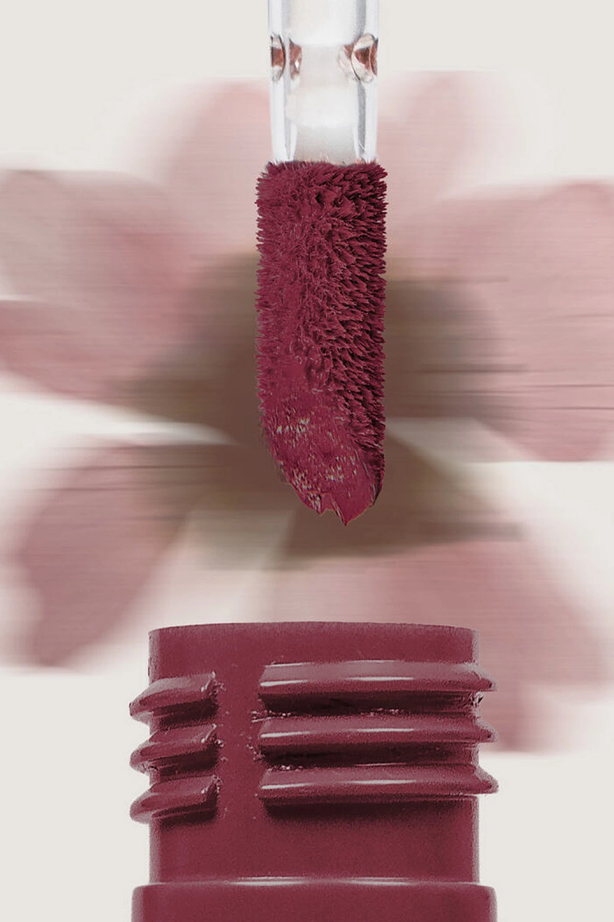 Pastel Full Bloom Lip & Blush - 82 Fatal - Dudak ve Yanak Renklendirici 4.8 Ml 418386