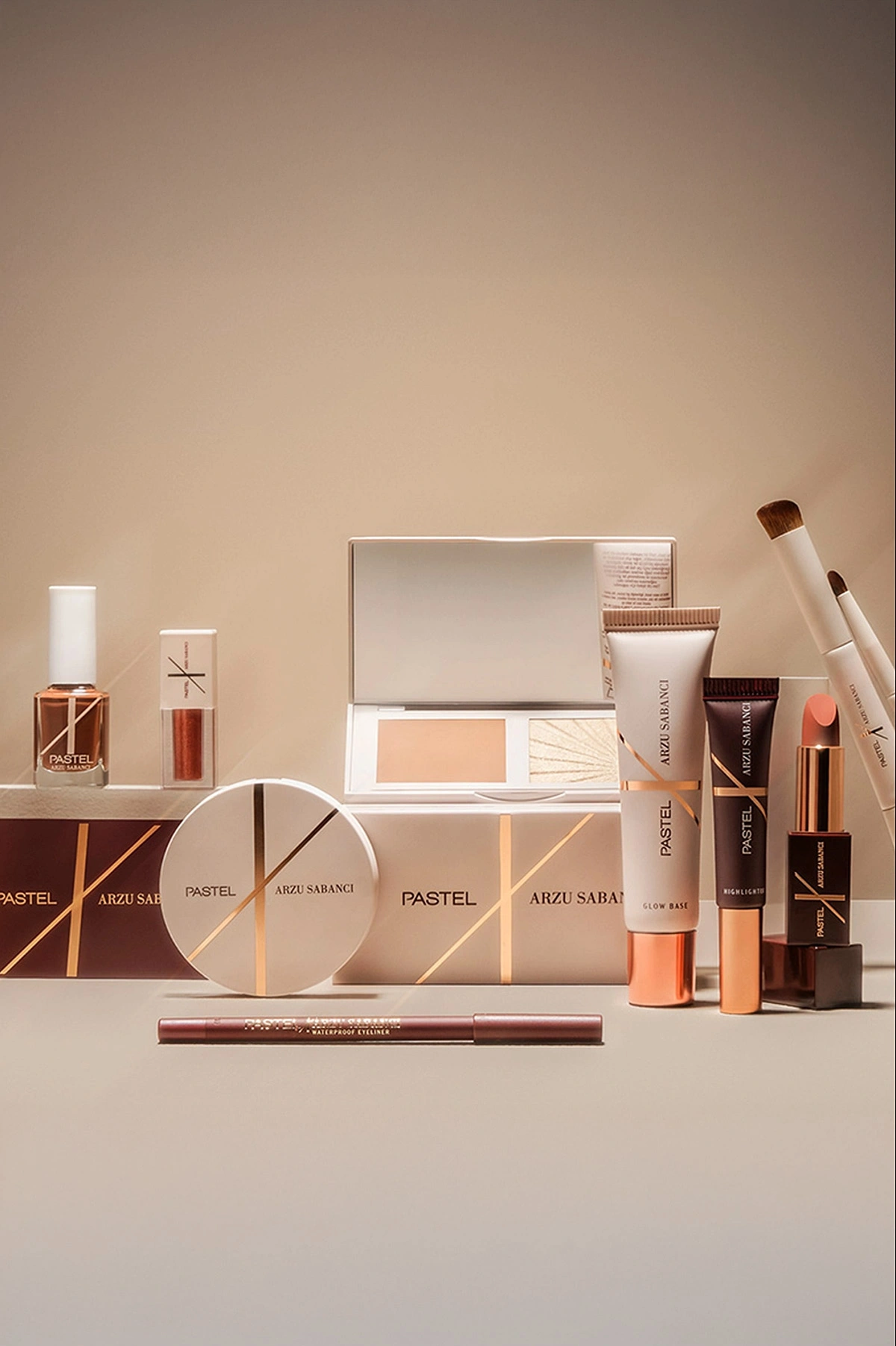 Pastel X Arzu Sabancı Duo Set Bronzer & Highlighter Aydınlatıcı 422234