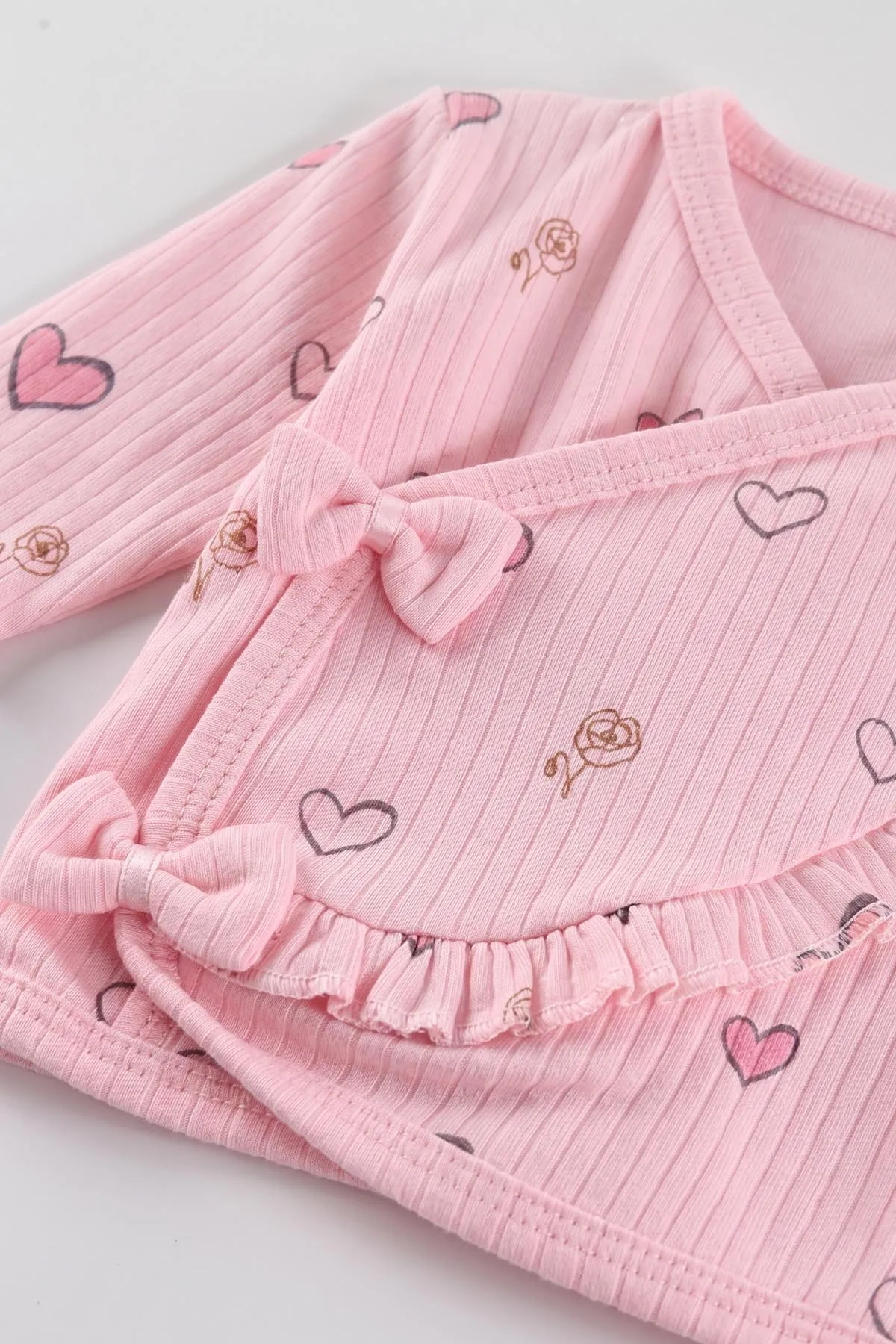 Pembe (0-3 Ay) Kalp Baskılı Kutulu 10'lu Yeni Doğan Kız Bebek Zıbın ve Hastane Çıkış Setleri 475472