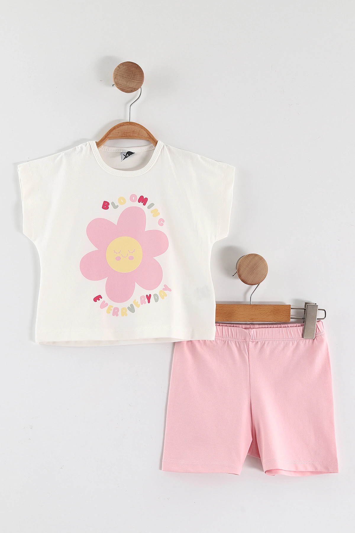 Pembe (0-4 Yaş) Çiçek Baskılı Şortlu Kız Çocuk Yazlık Takım 459797