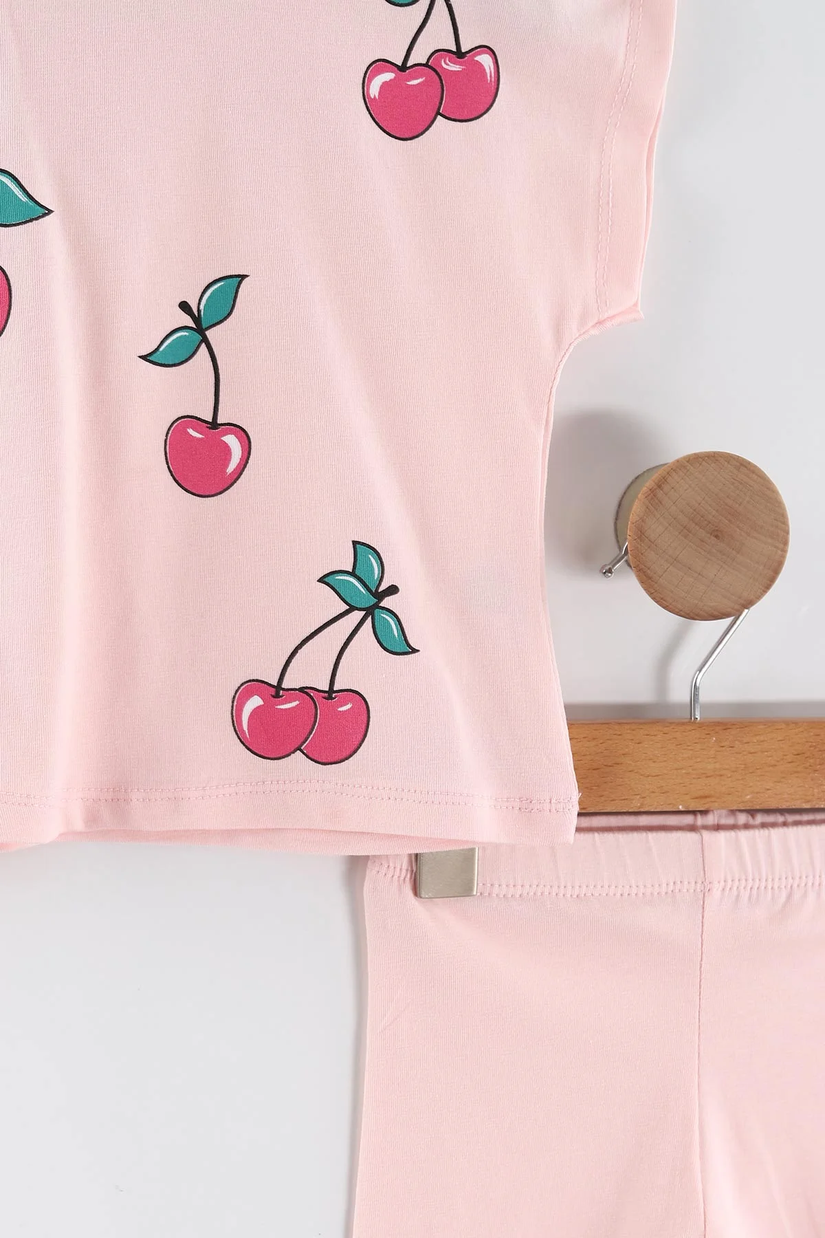 Pembe (0-4 Yaş)Kiraz Baskılı Tişörtlü Taytlı Kız Çocuk 2'li Takım 457211