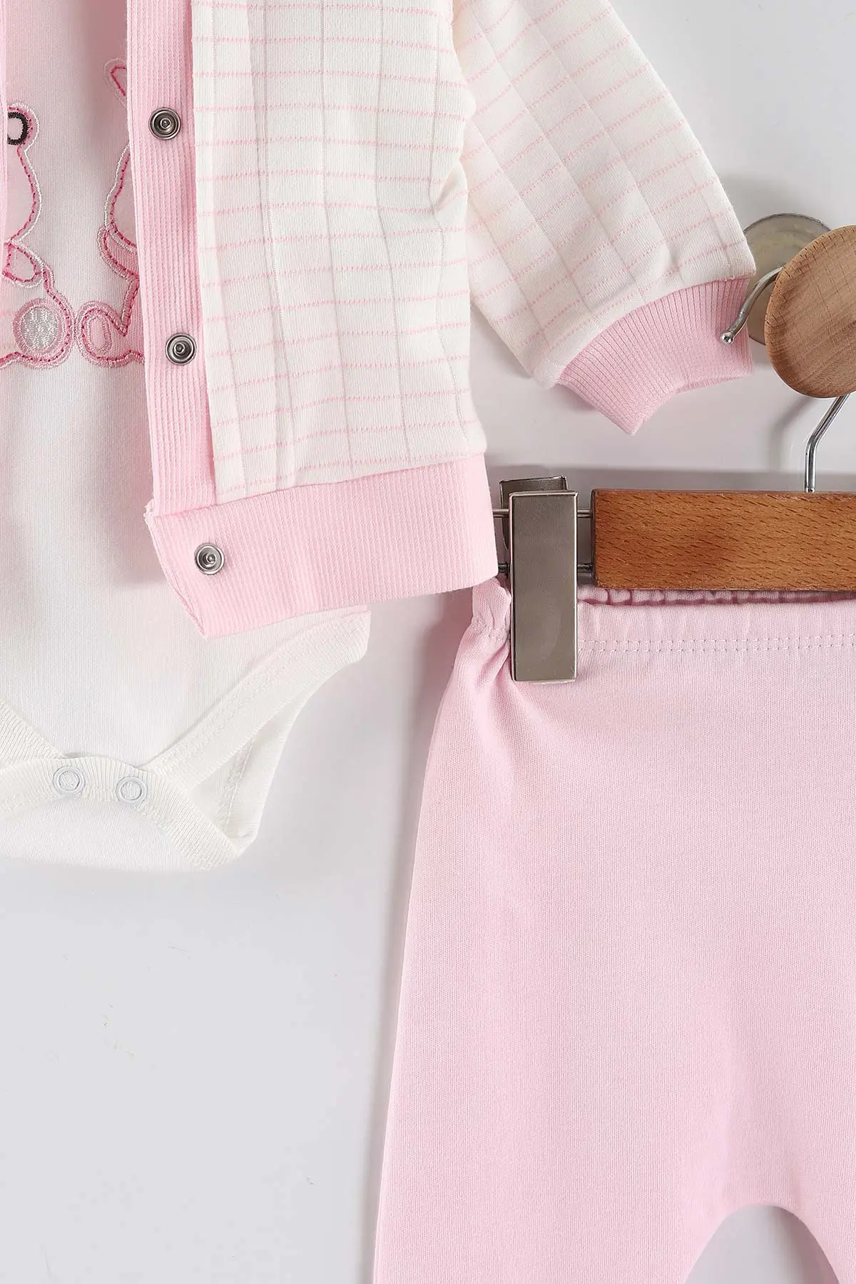 Pembe (0-9 Ay)2  Ayıcık Nakışlı  Zıbınlı Kapüşonlu Hırkalı Kız Bebek 3'lü Takım 456392