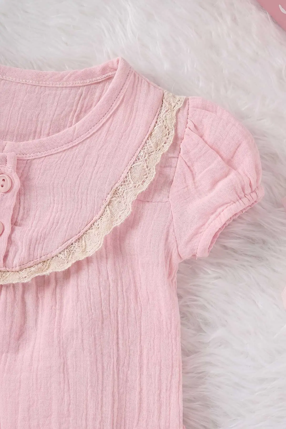 Pembe (1-4 Yaş) Yakası Dantelli Düğmeli Kız Çocuk Takım 468558