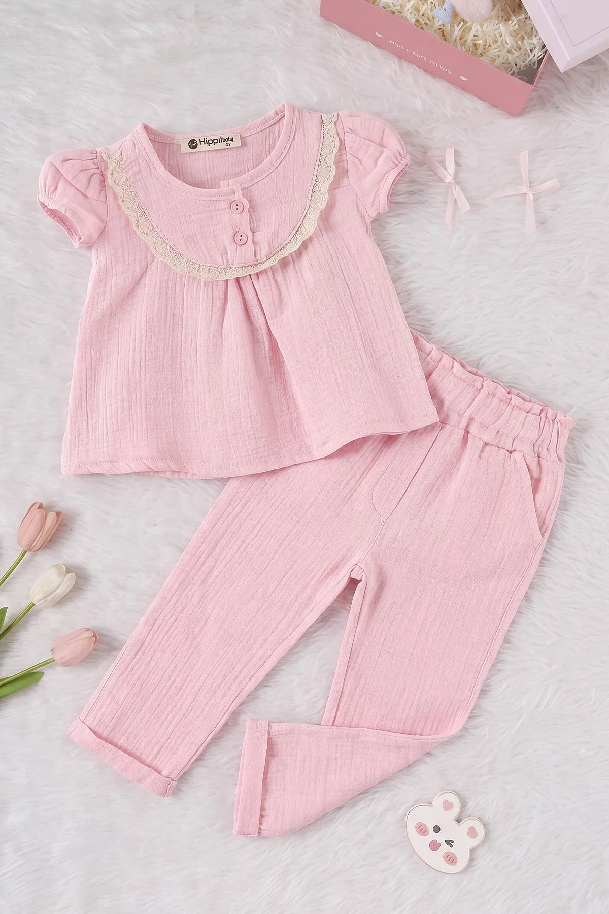 Pembe (1-4 Yaş) Yakası Dantelli Düğmeli Kız Çocuk Takım 468558