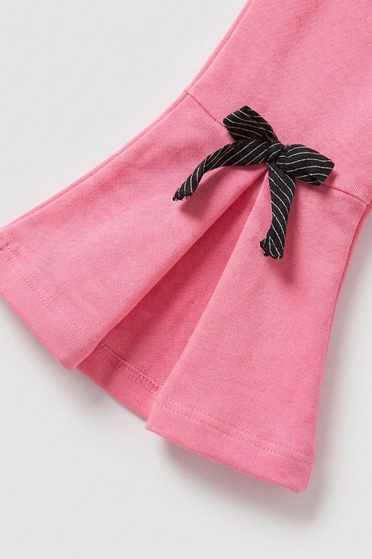 Pembe (1-4 Yaş)Önü Ve Kolları Fiyonklu Altı İspanyol Kız Çocuk Takım 476665
