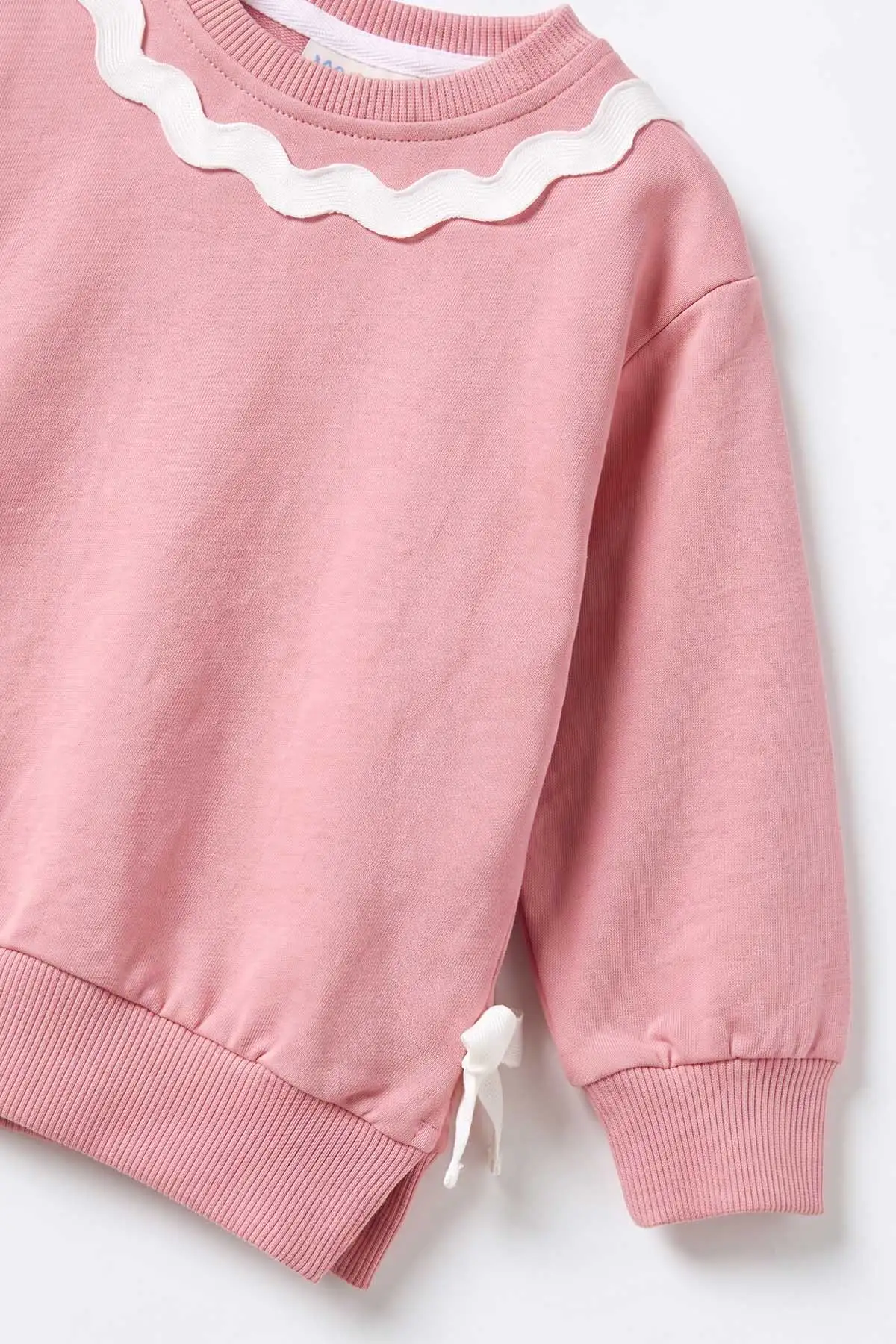 Pembe (1-4 Yaş)Yaka Paçası Dantelli Fiyonklu İki İp Kız Çocuk Takım 477766
