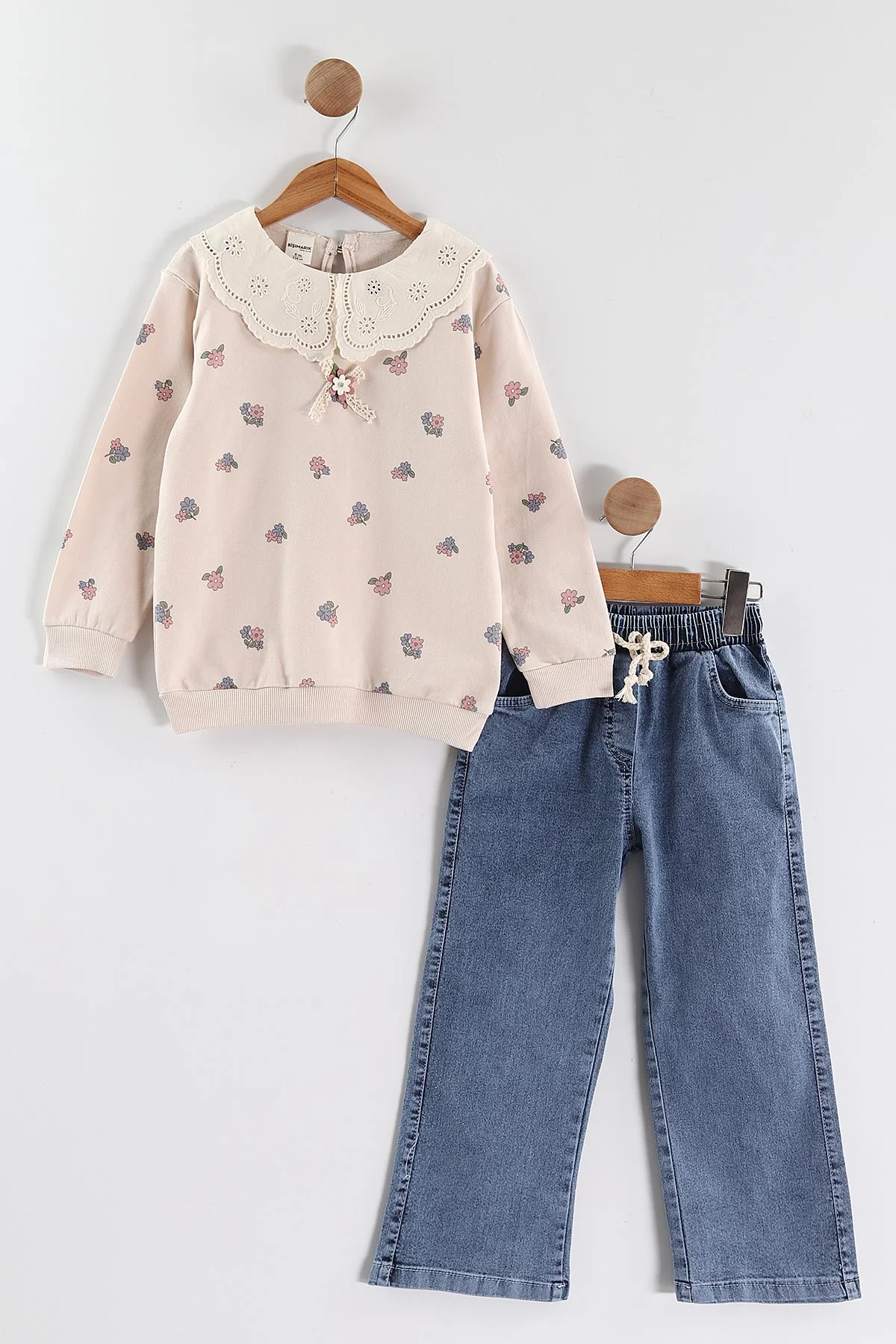 Pembe (1-9 Yaş ) Güpür Yaka Sweatli Kot Pantolonlu Kız Çocuk 2'li Takım 440121
