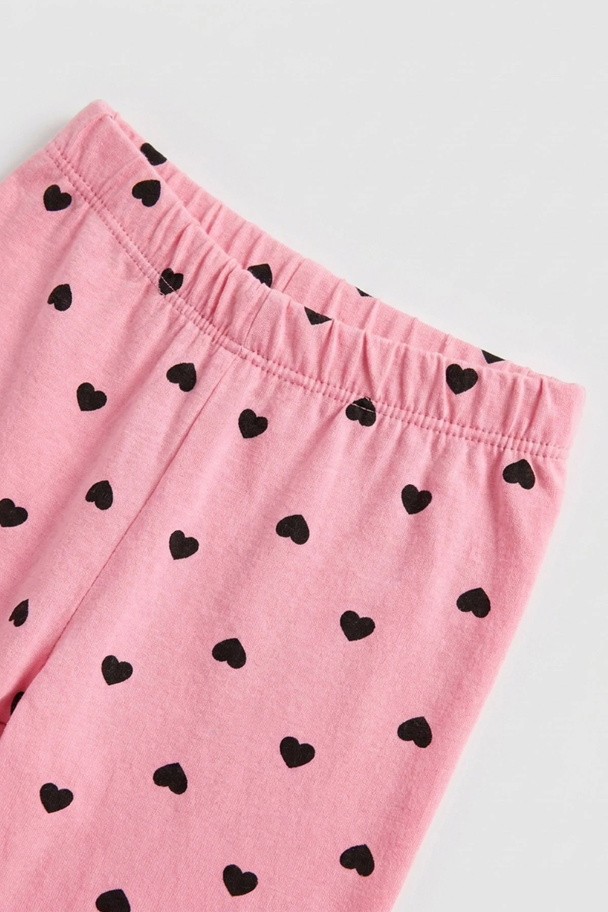 Pembe (2-5 Yaş) Kalp Baskılı Fiyonk Aksesuarlı Kız Çocuk Takım 475858