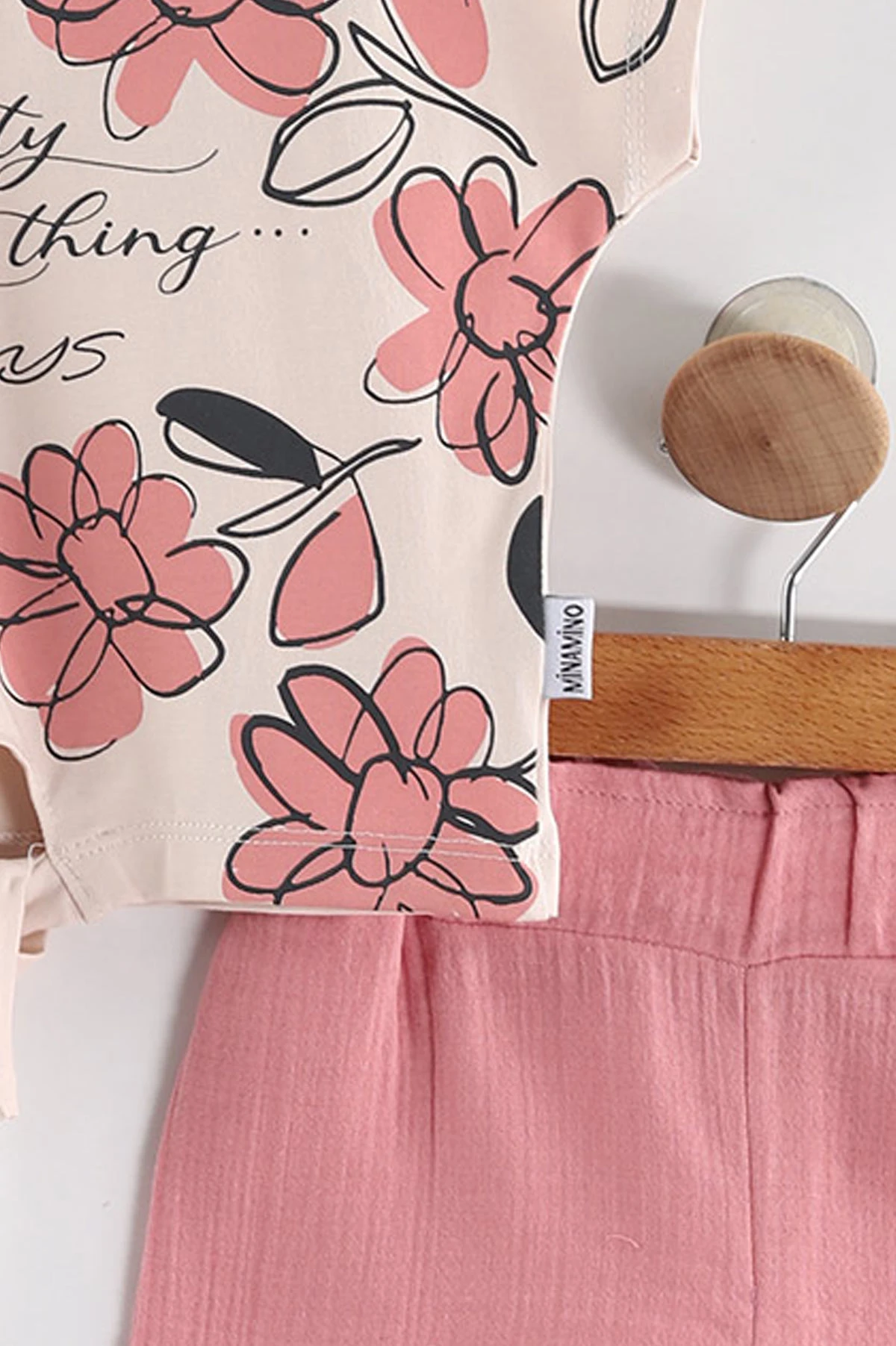 Pembe (2-5 Yaş)Çiçek Baskılı Bel Bağlamalı Müslin Şortlu Kız Çocuk Takım 436941