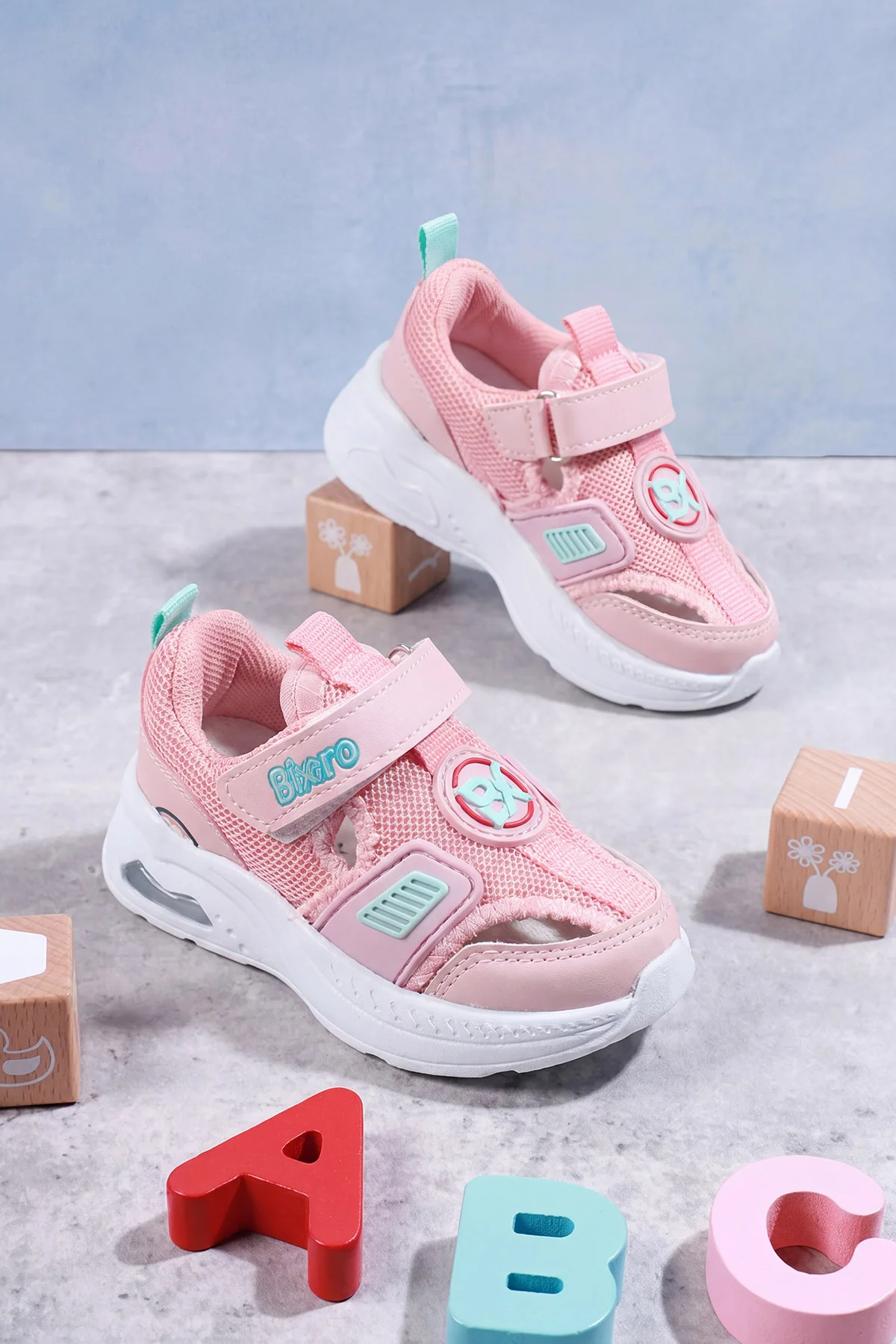 Pembe ( 22 - 25 ) Cırt Bantlı Işıklı Kız Bebek Spor Ayakkabı 467839