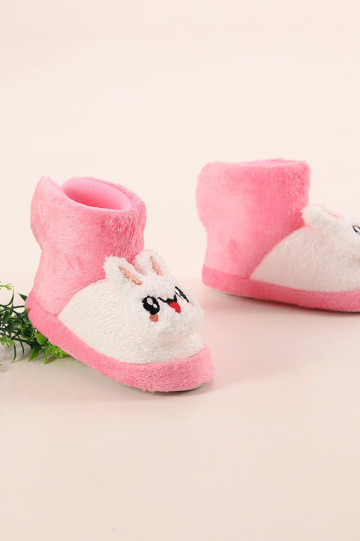 Pembe ( 25 - 30 ) Peluş Figürlü Kız Çocuk Panduf 394653