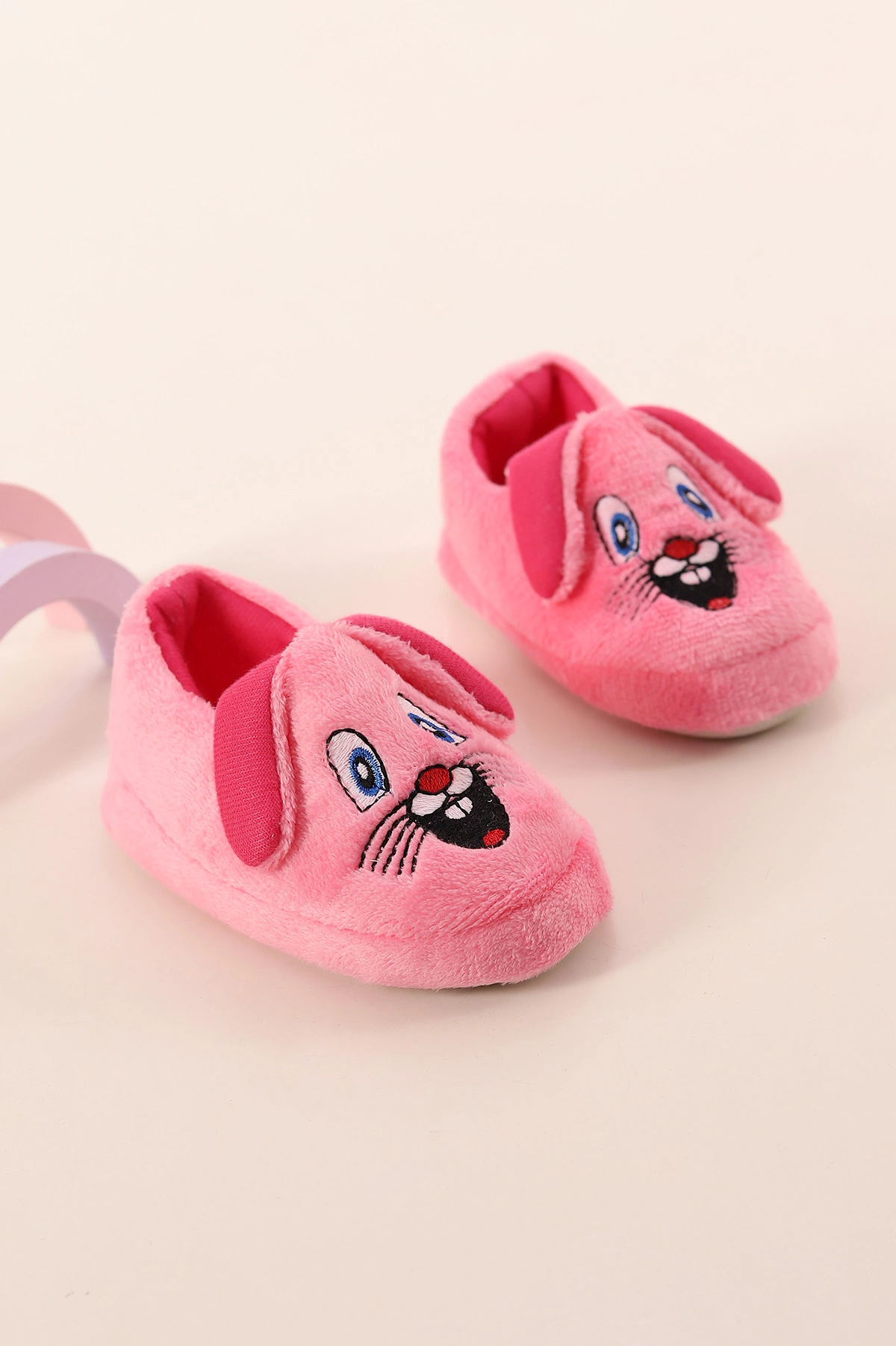 Pembe ( 25 - 30 ) Peluş Figürlü Kız Çocuk Panduf 395475
