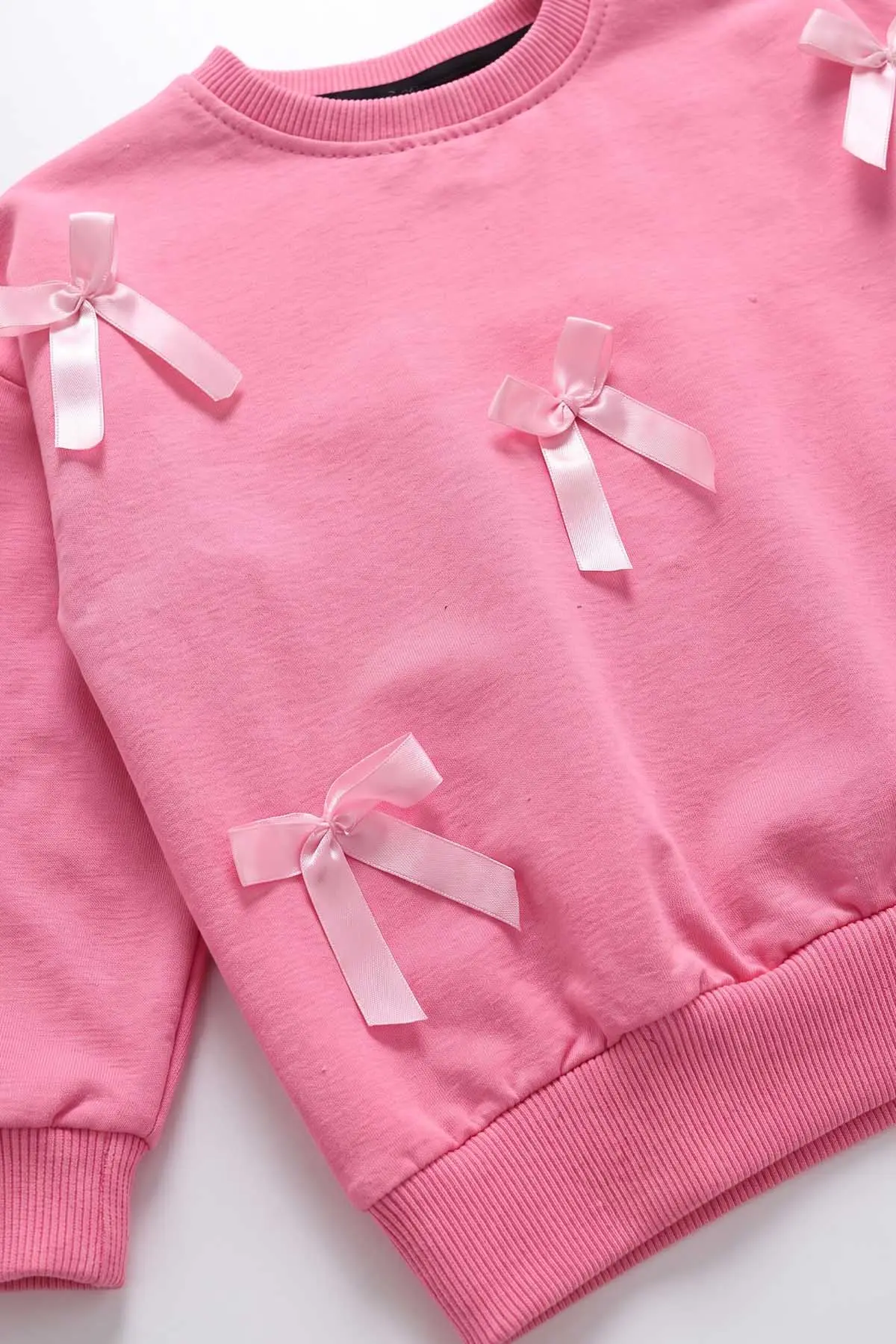 Pembe (3-10 Yaş)Fiyonk Aksesuarlı Çimalı Bol Paça İki İp Kız Çocuk Takım 473597