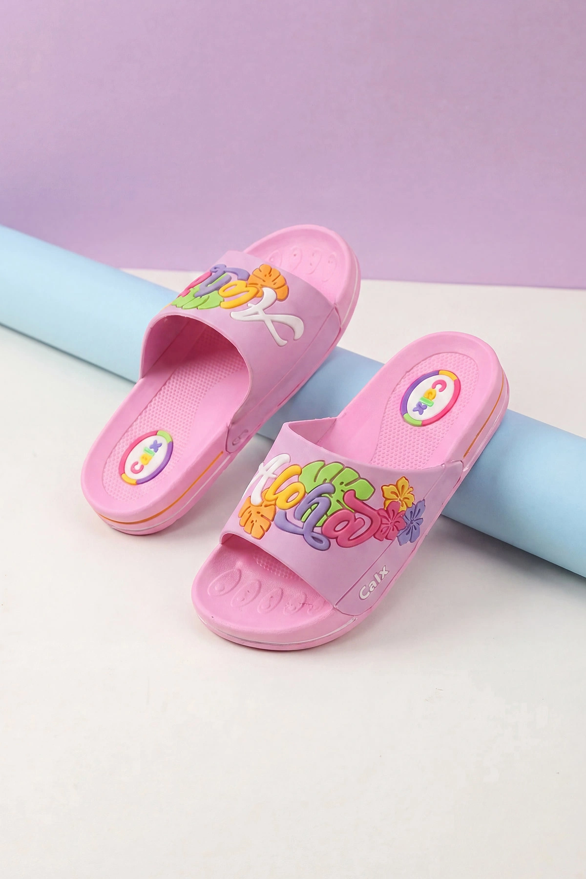 Pembe ( 31 - 35 ) Figürlü Kız Çocuk Terlik 462497
