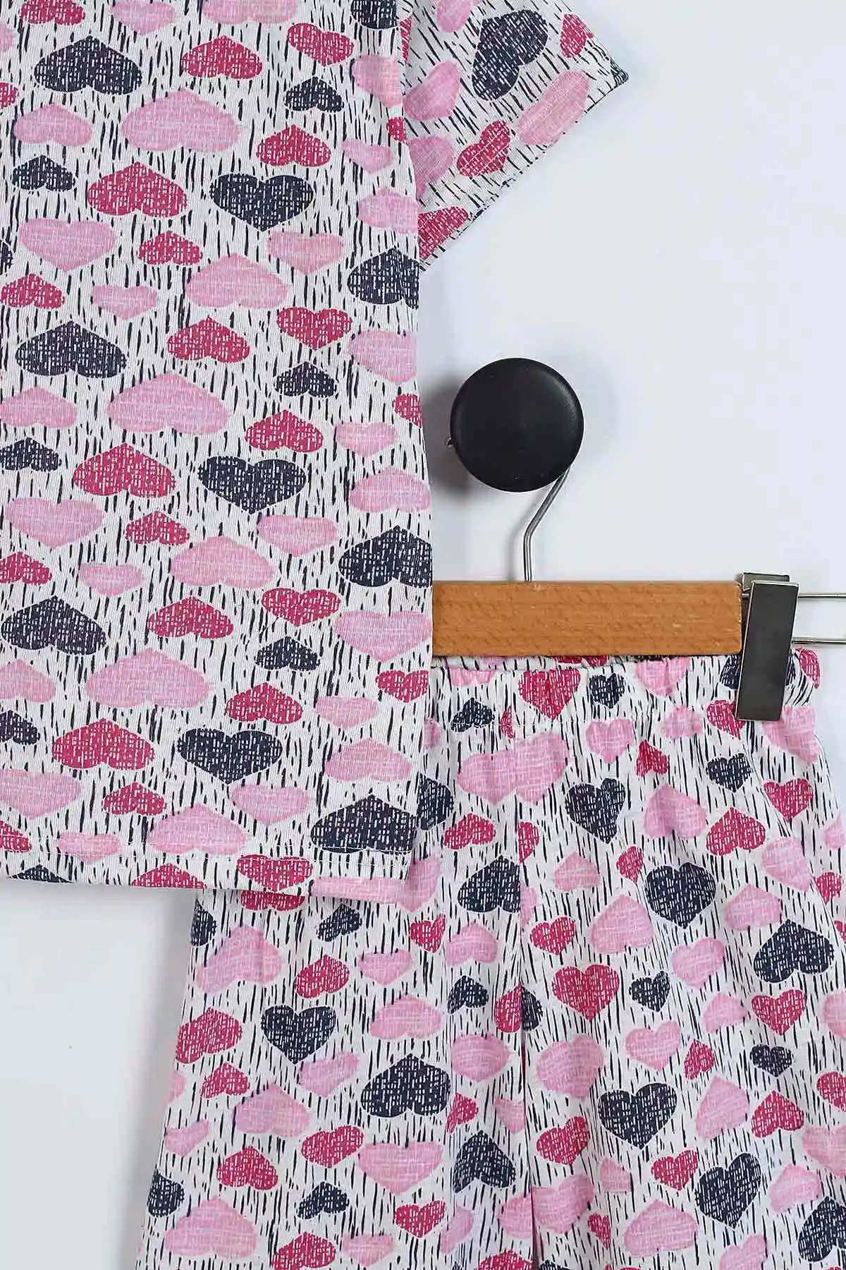 Pembe (4-12 Yaş) Kalp Desenli Kısa Kol ve Şortlu Yazlık Kız Çocuk Pijama Takım 341043