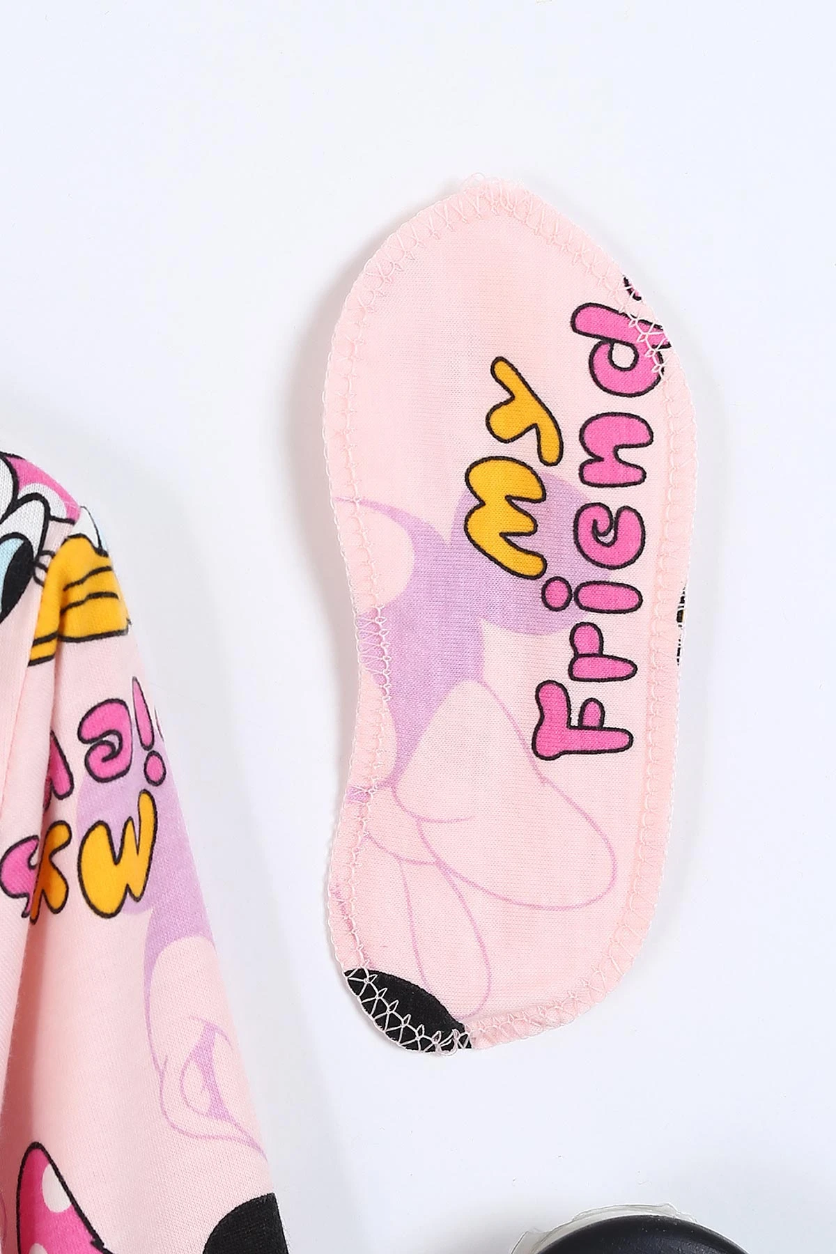 Pembe (4-12 Yaş) My Friends Baskılı Ön Düğmeli Göz Bandı Detaylı Kız Çocuk Pijama Takım 337937