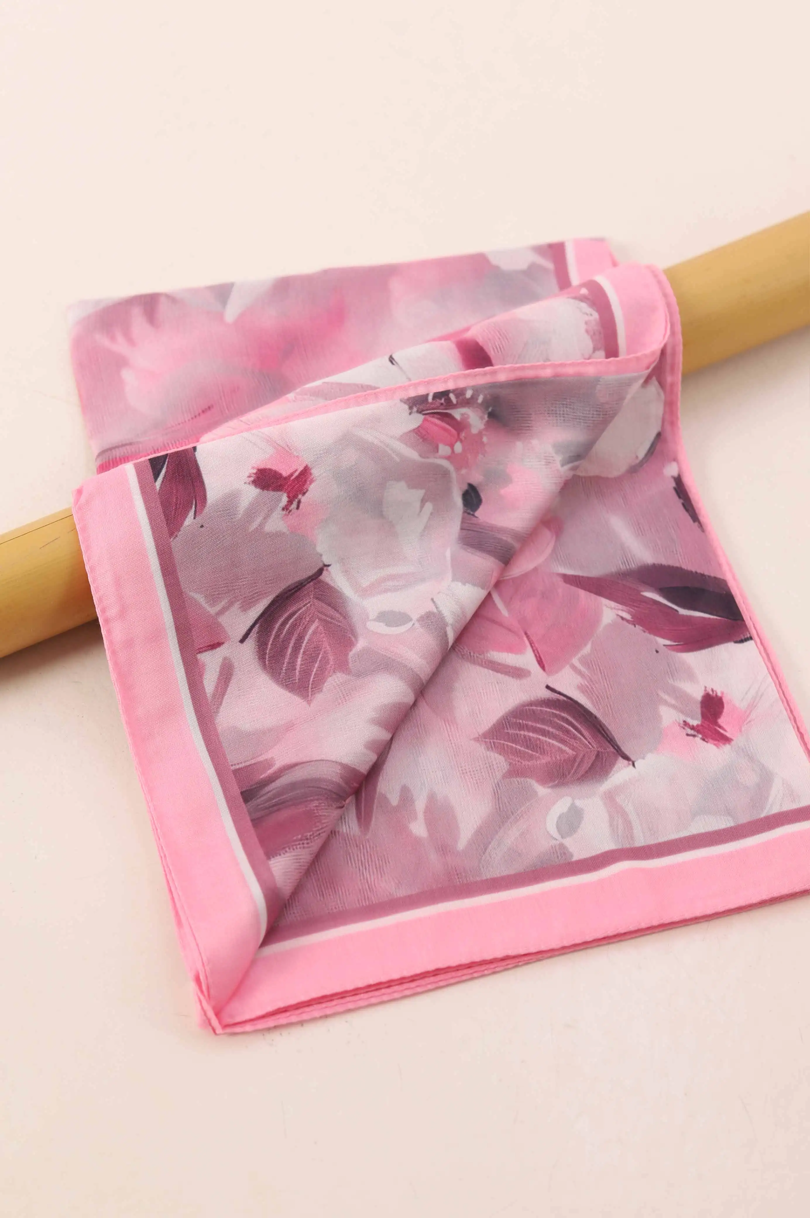 Pembe 75x180 Cm Our Fashion Dijital Baskılı Desenli Soft Şal 396822
