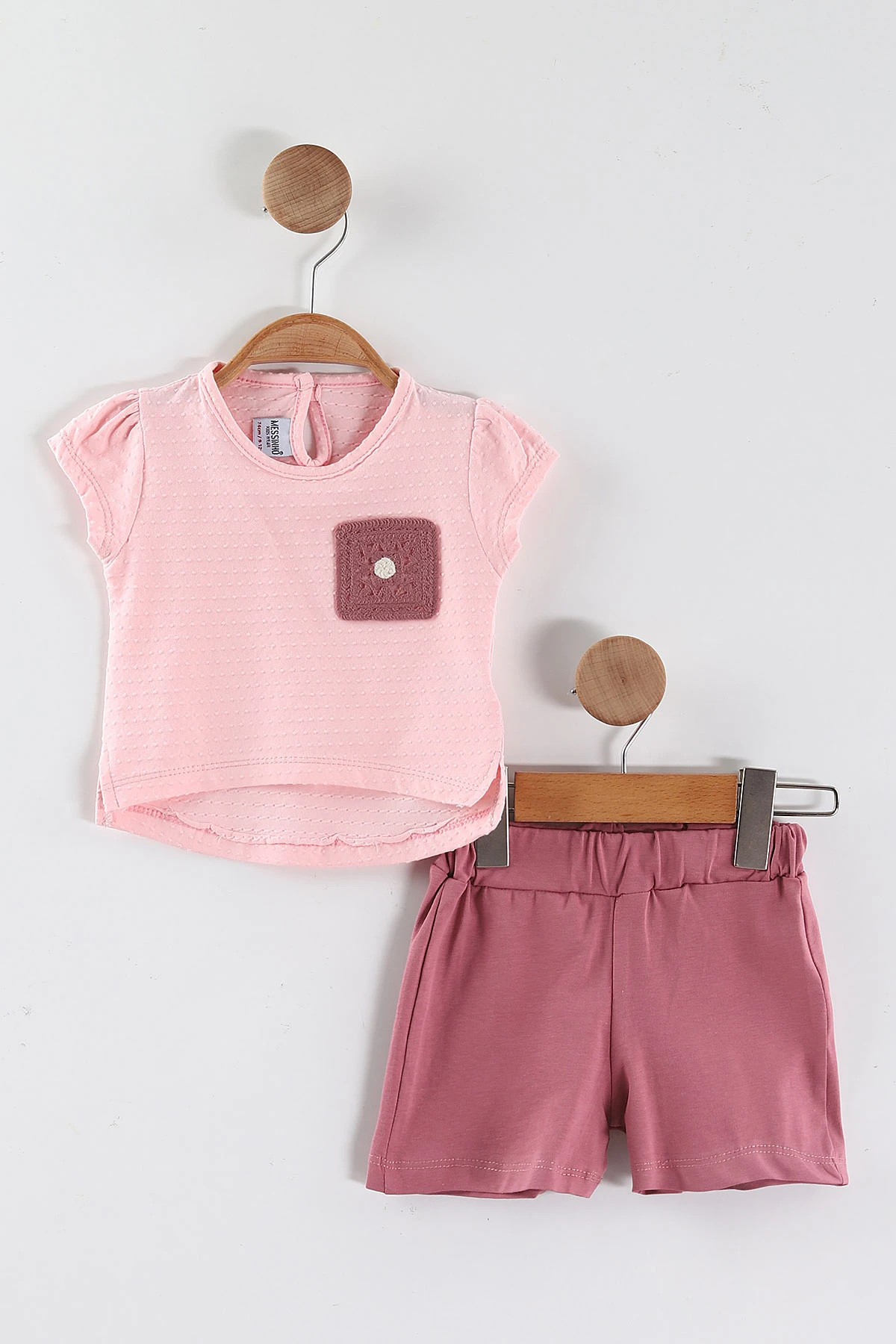Pembe (9-36 Ay)  Nakışlı Tişörtlü   Şortlu Kız Bebek Yazlık Takım 445507